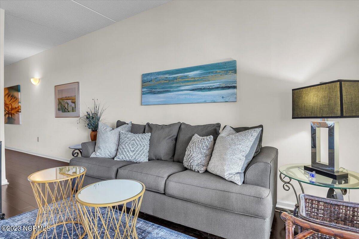 106 N Water Street 908