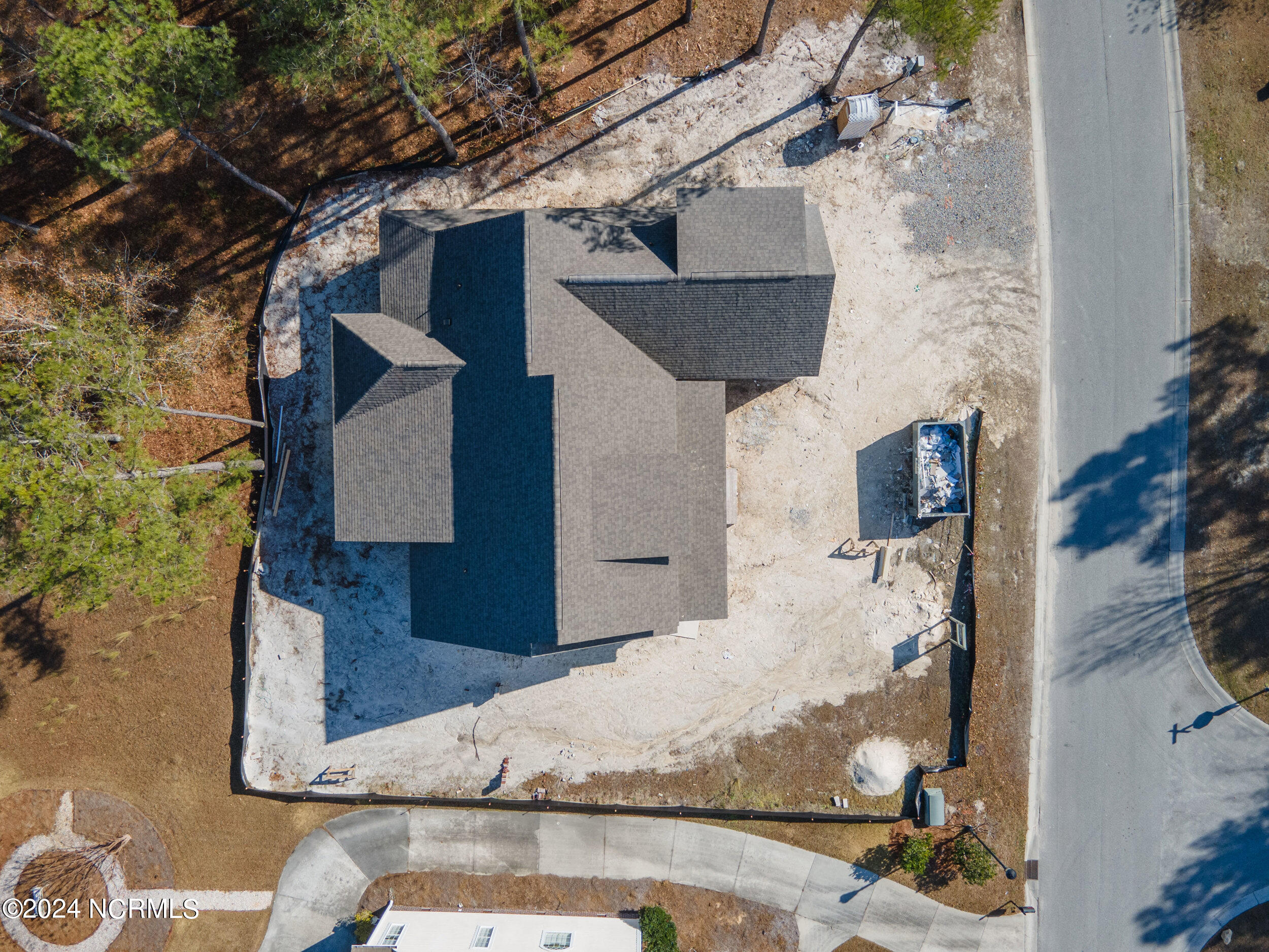 627 Summerhaven Lane SE