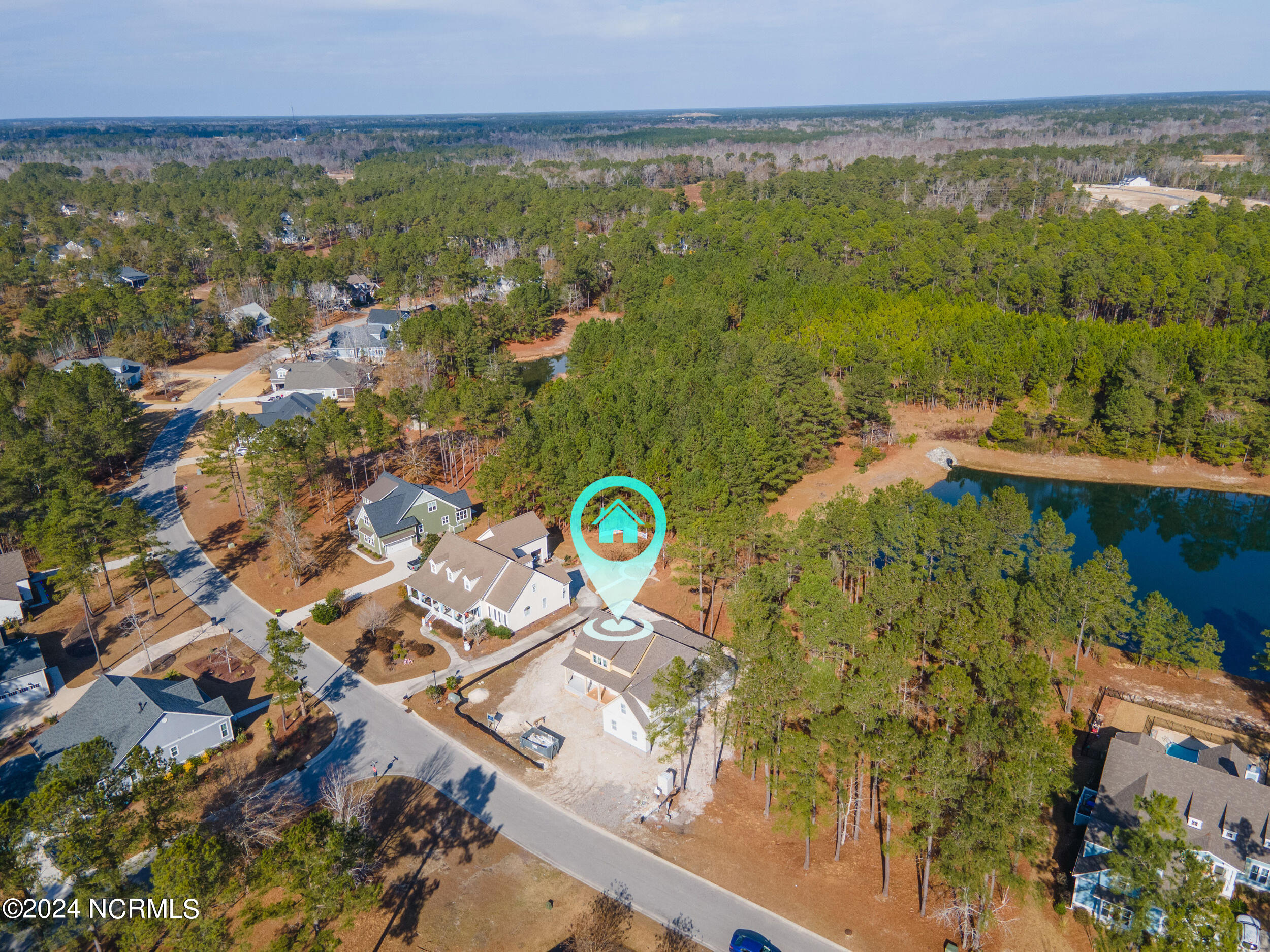 627 Summerhaven Lane SE