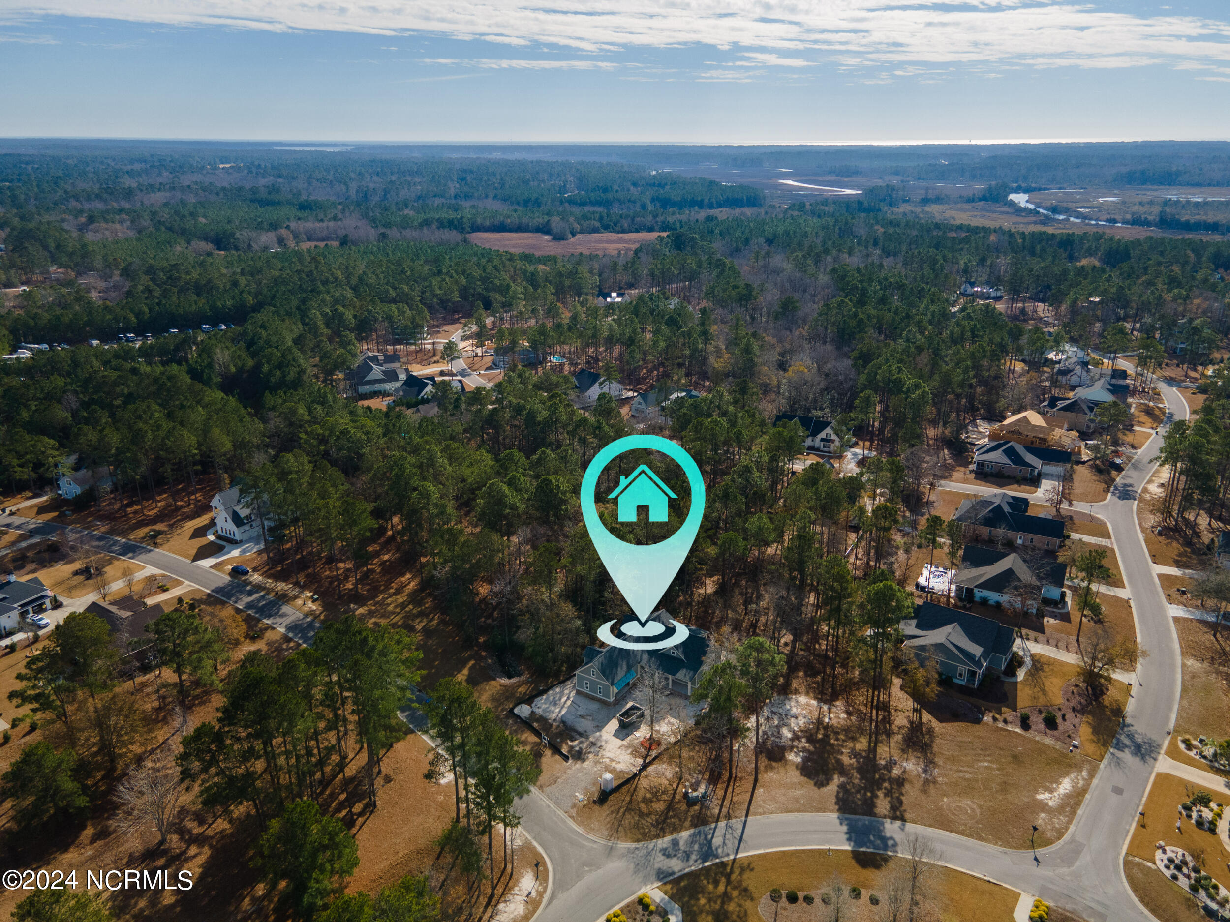 815 Breezewood Drive SE