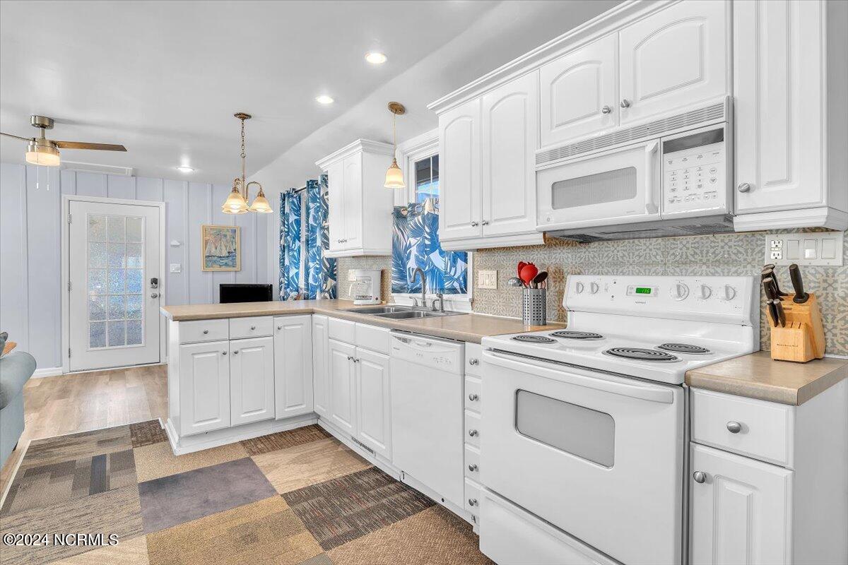 530 Fort Fisher Boulevard S