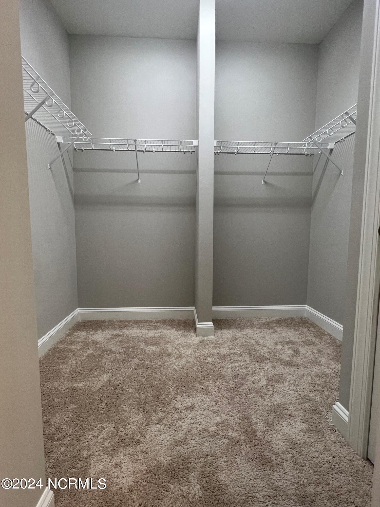 106 W Weatherbee Way