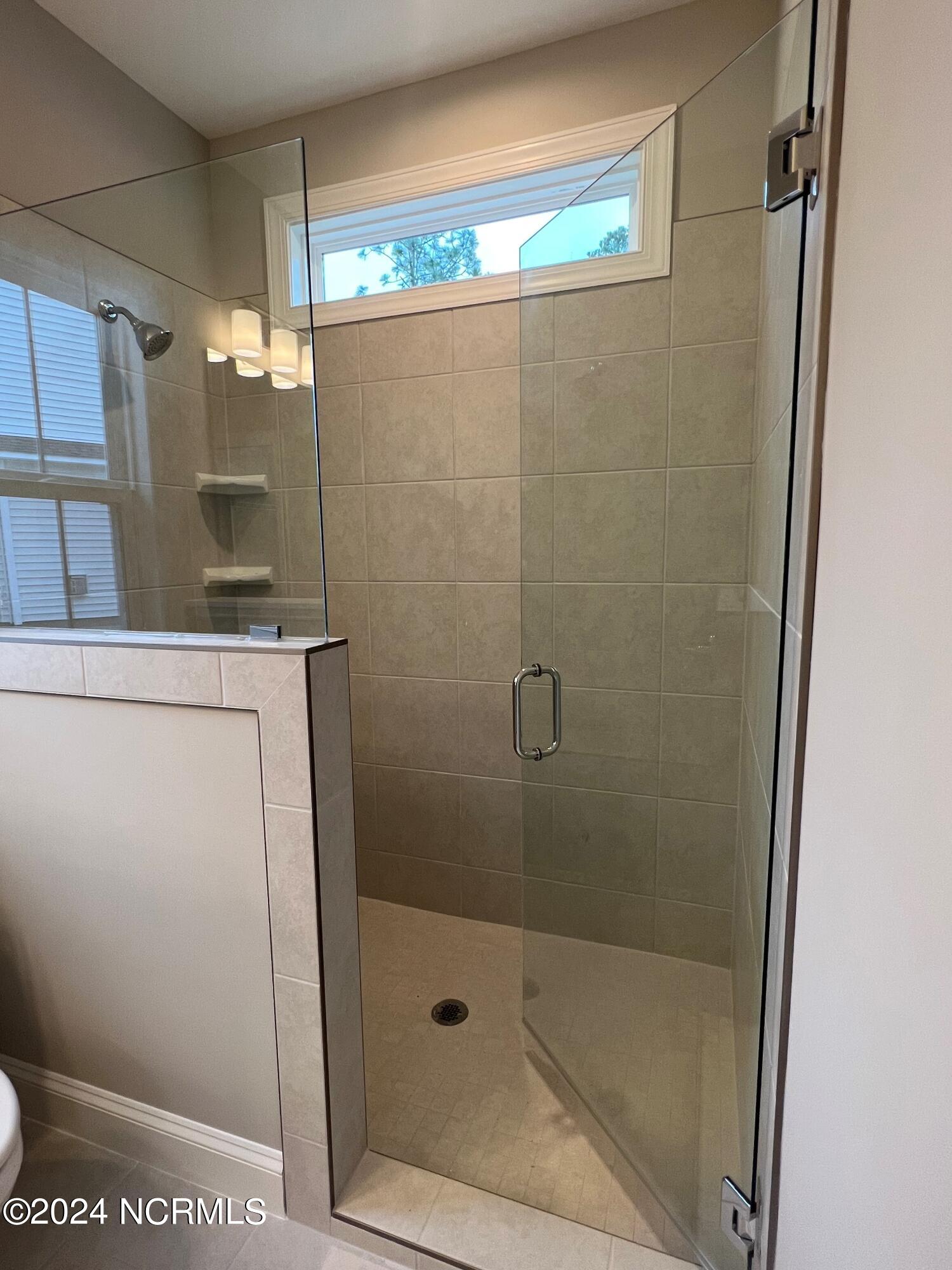 106 W Weatherbee Way