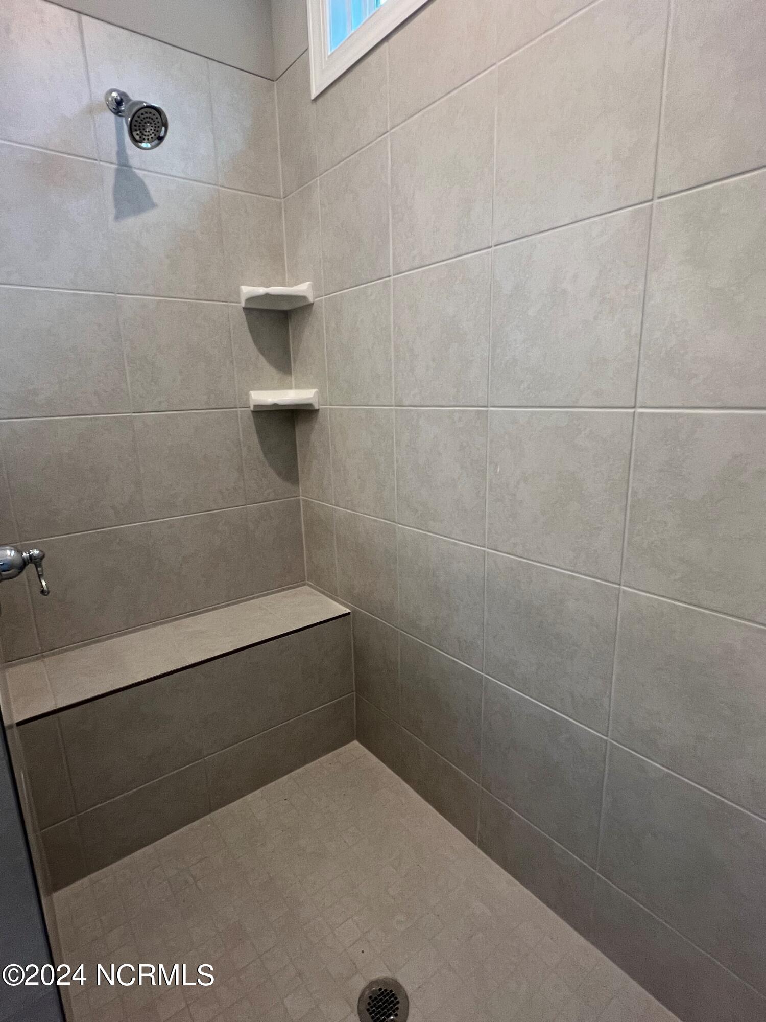 106 W Weatherbee Way