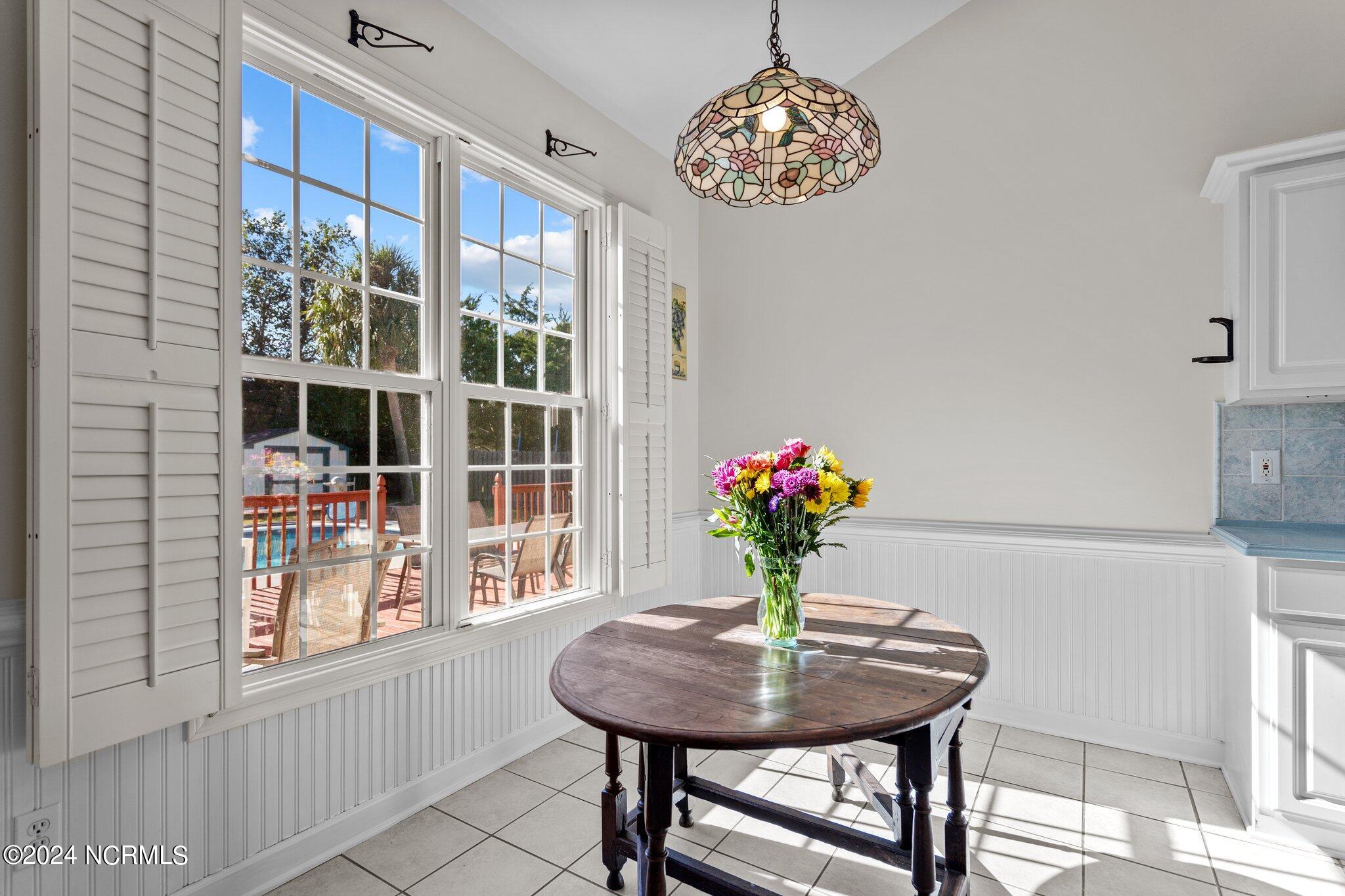 6224 Sentry Oaks Drive