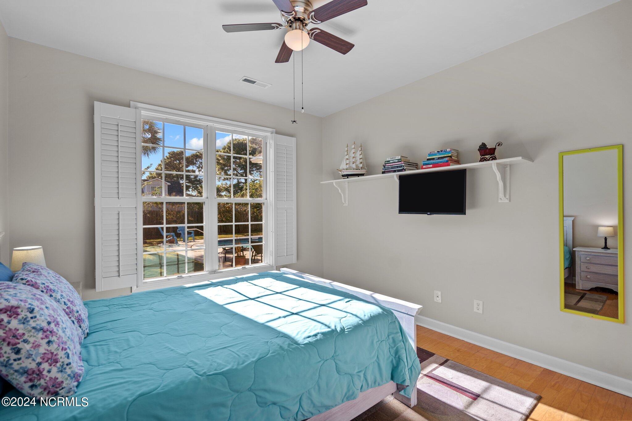 6224 Sentry Oaks Drive