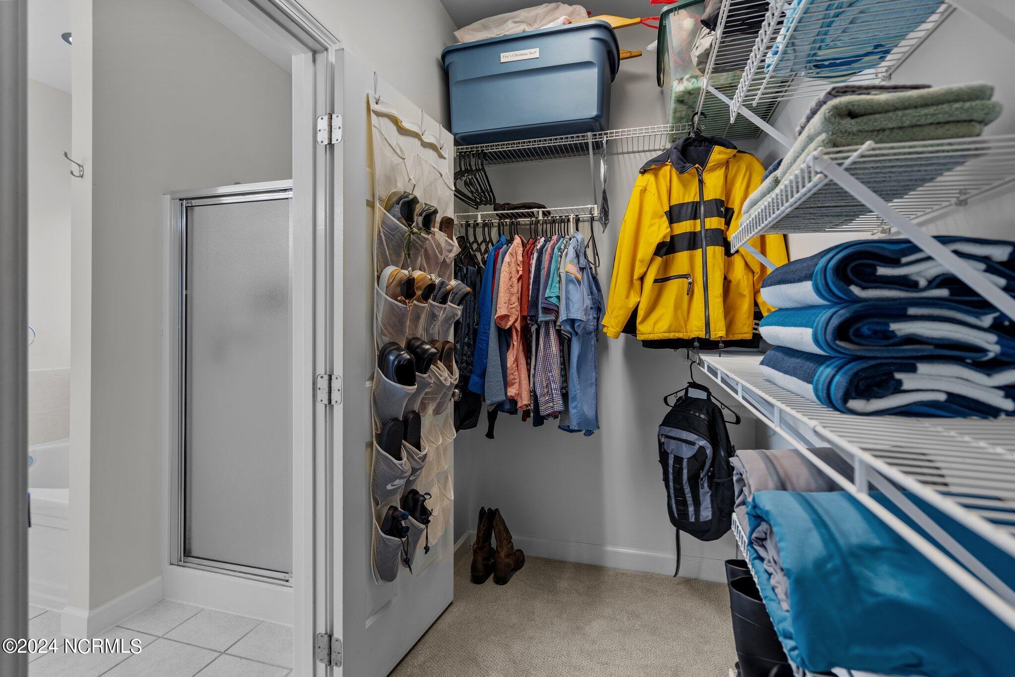 6224 Sentry Oaks Drive