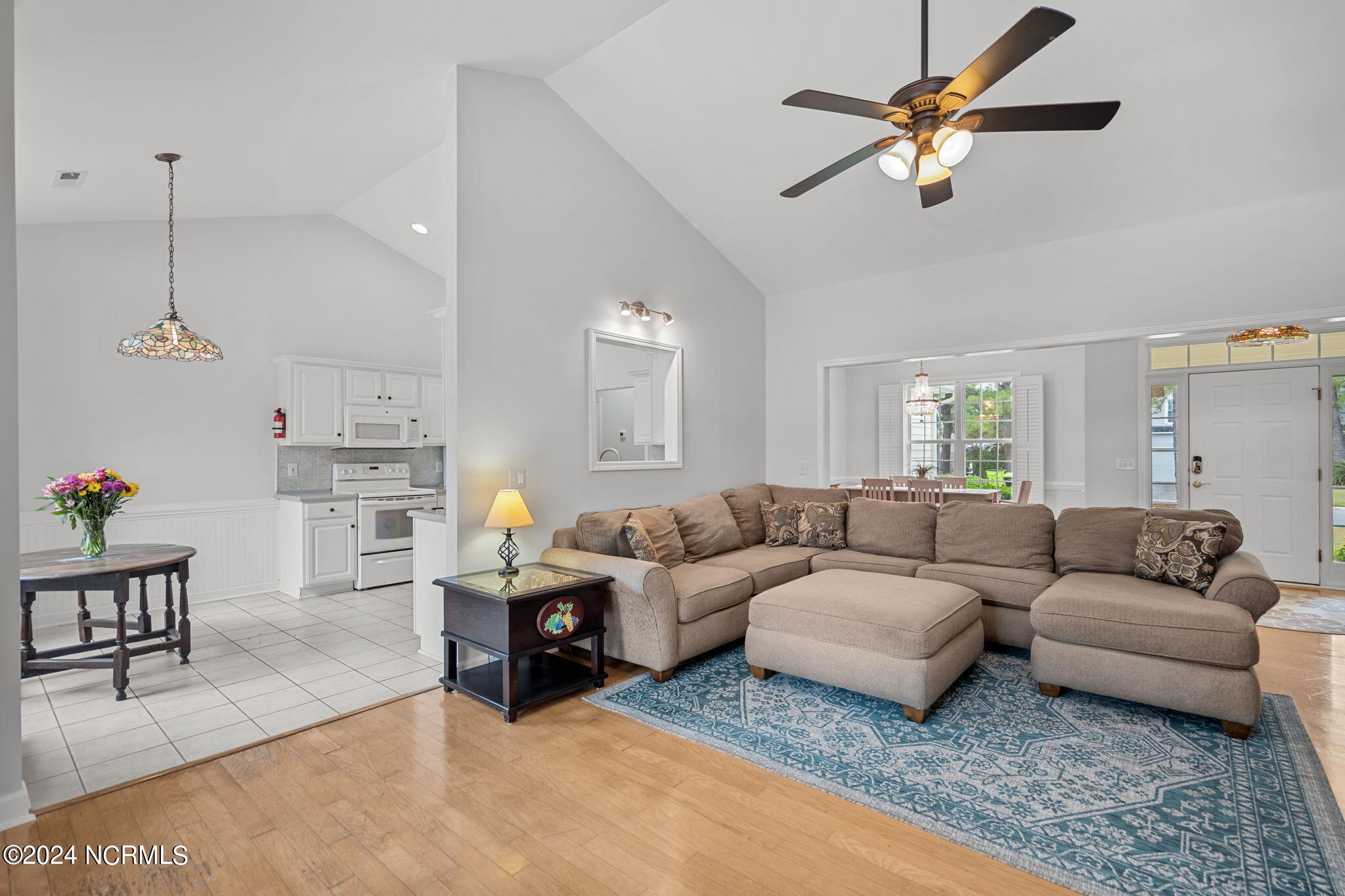 6224 Sentry Oaks Drive