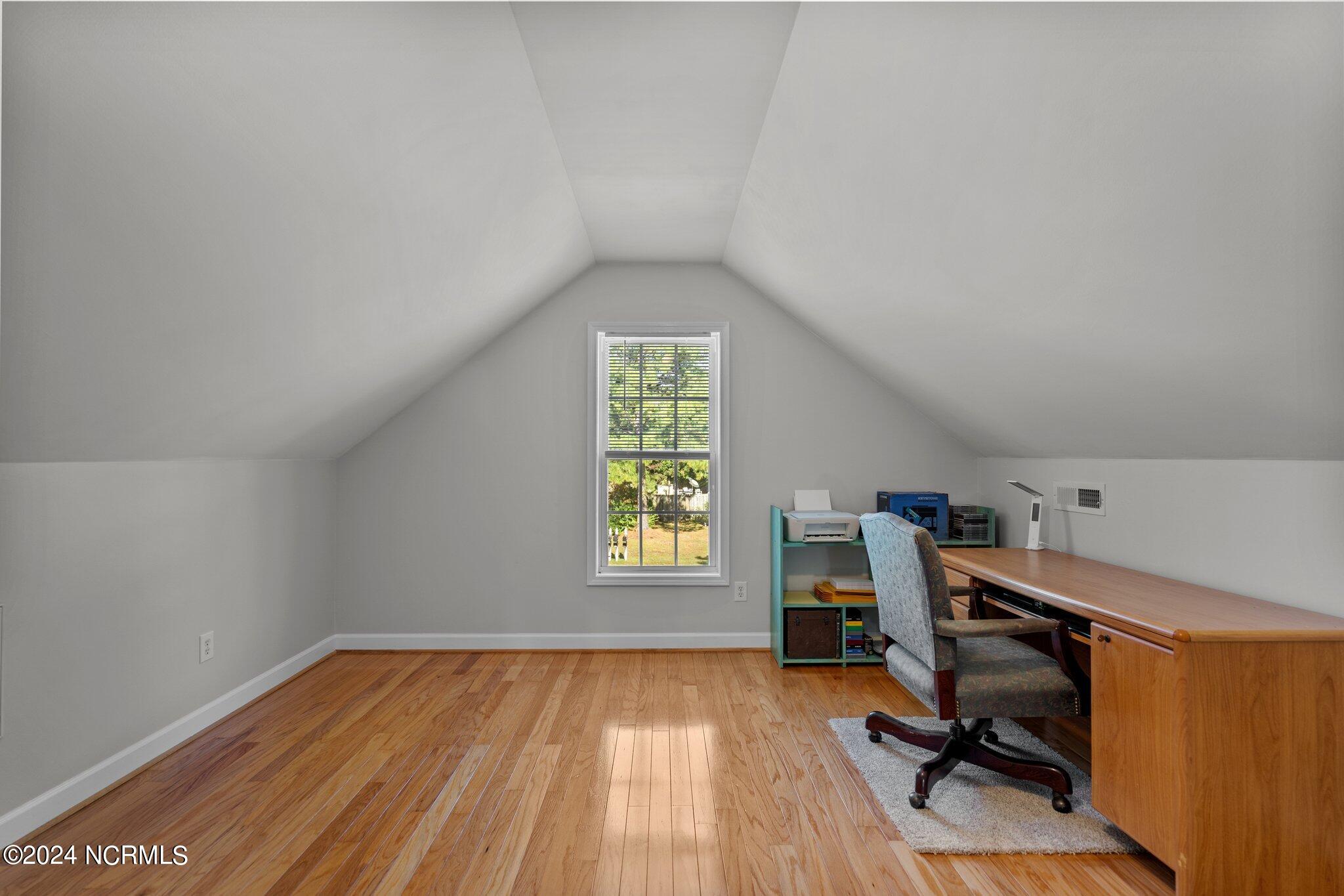 6224 Sentry Oaks Drive