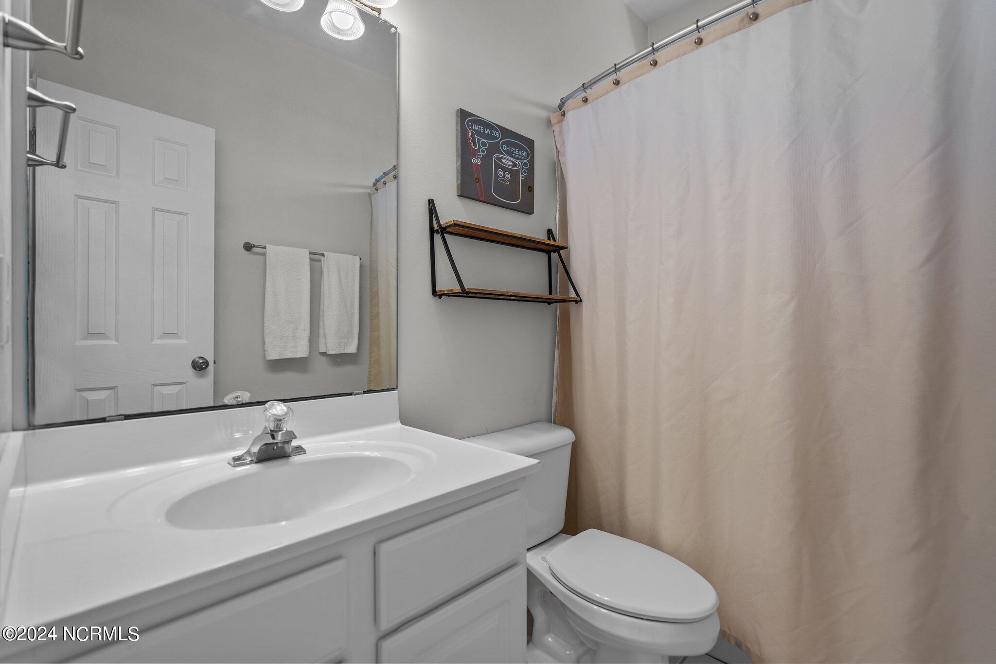 6224 Sentry Oaks Drive