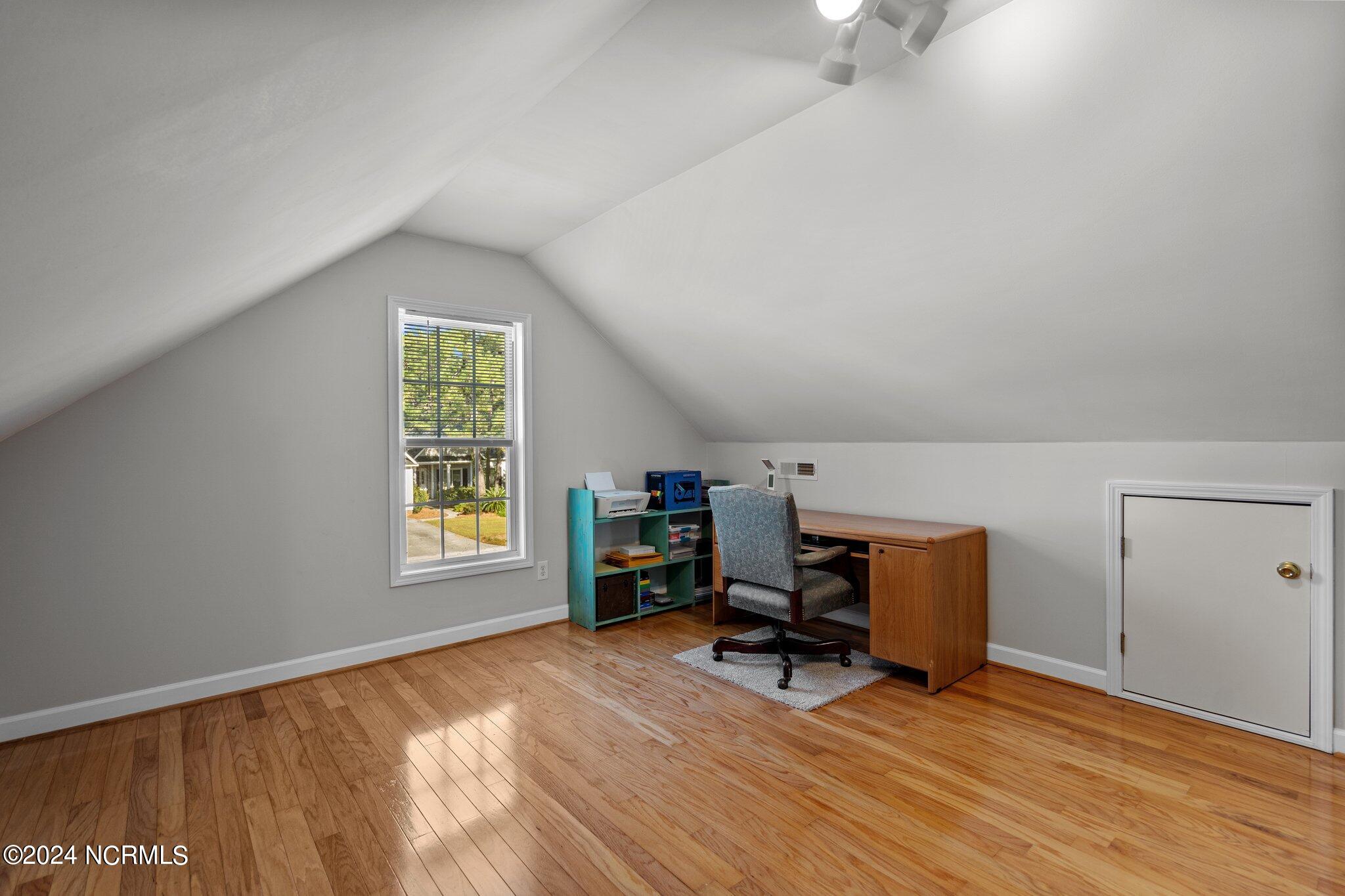 6224 Sentry Oaks Drive