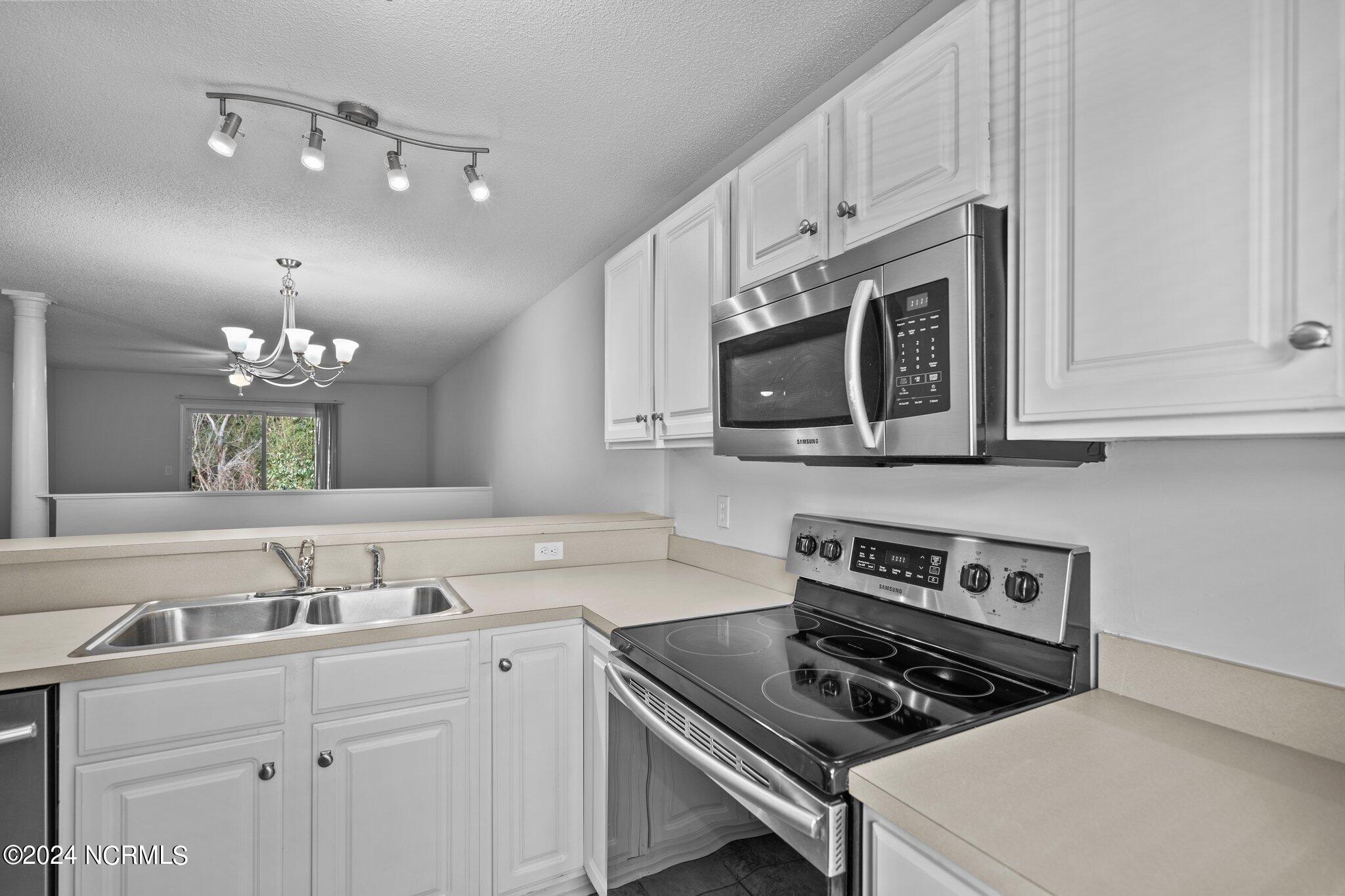 4609 Mcclelland Drive, D-103