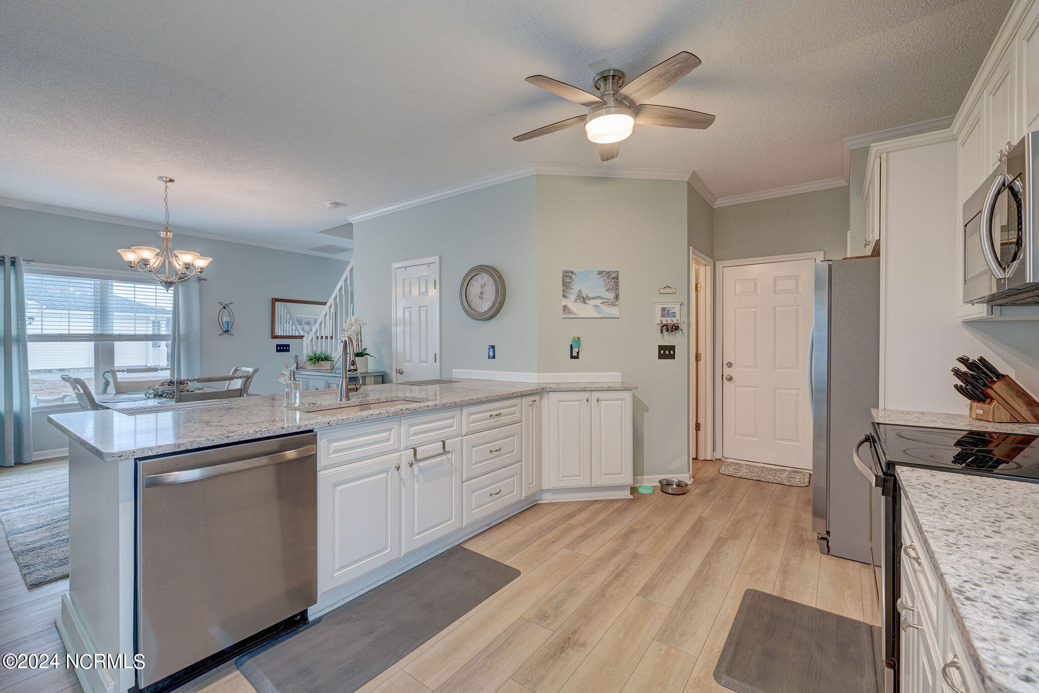 8605 Orchard Loop Road