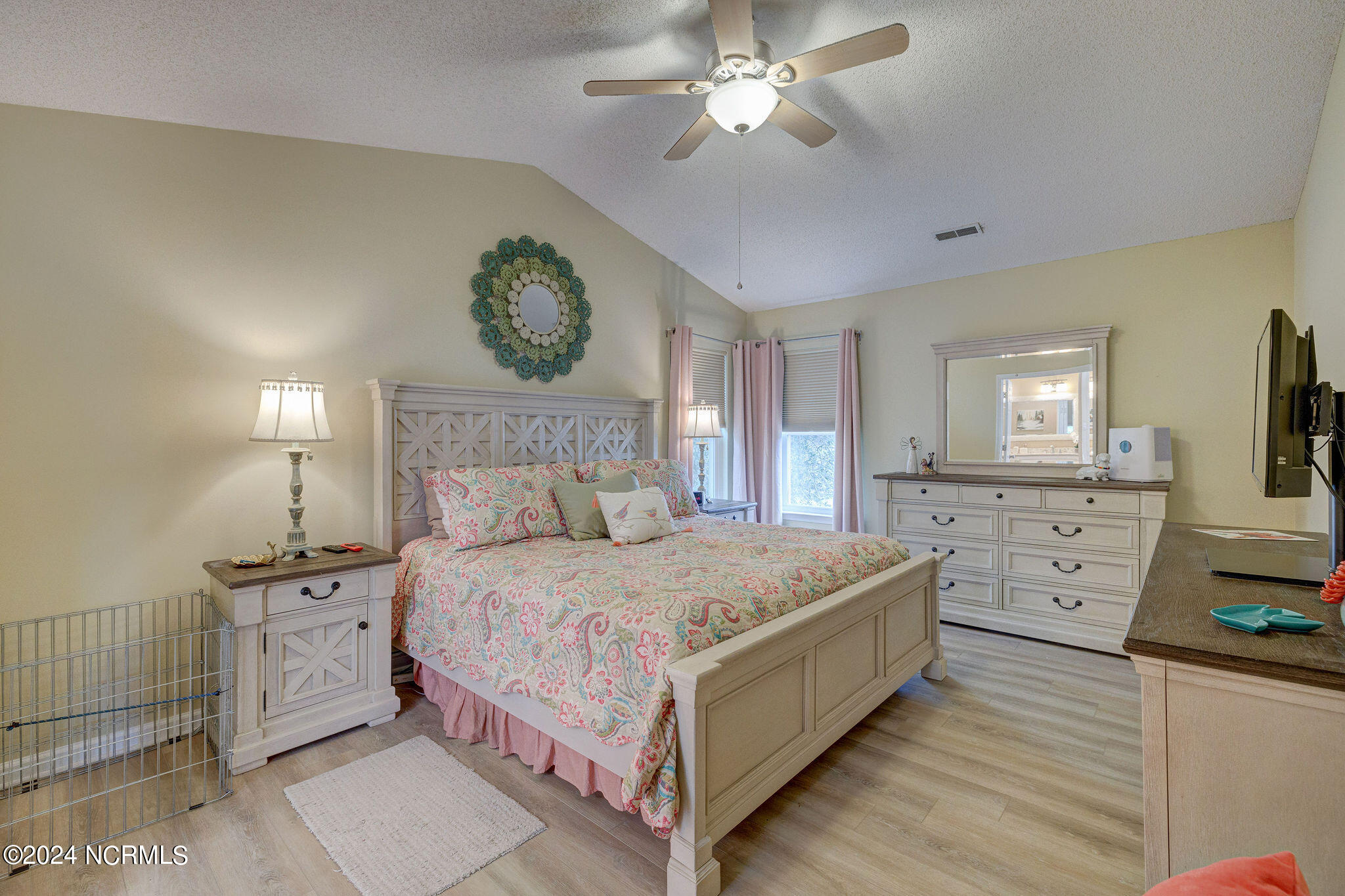 8605 Orchard Loop Road