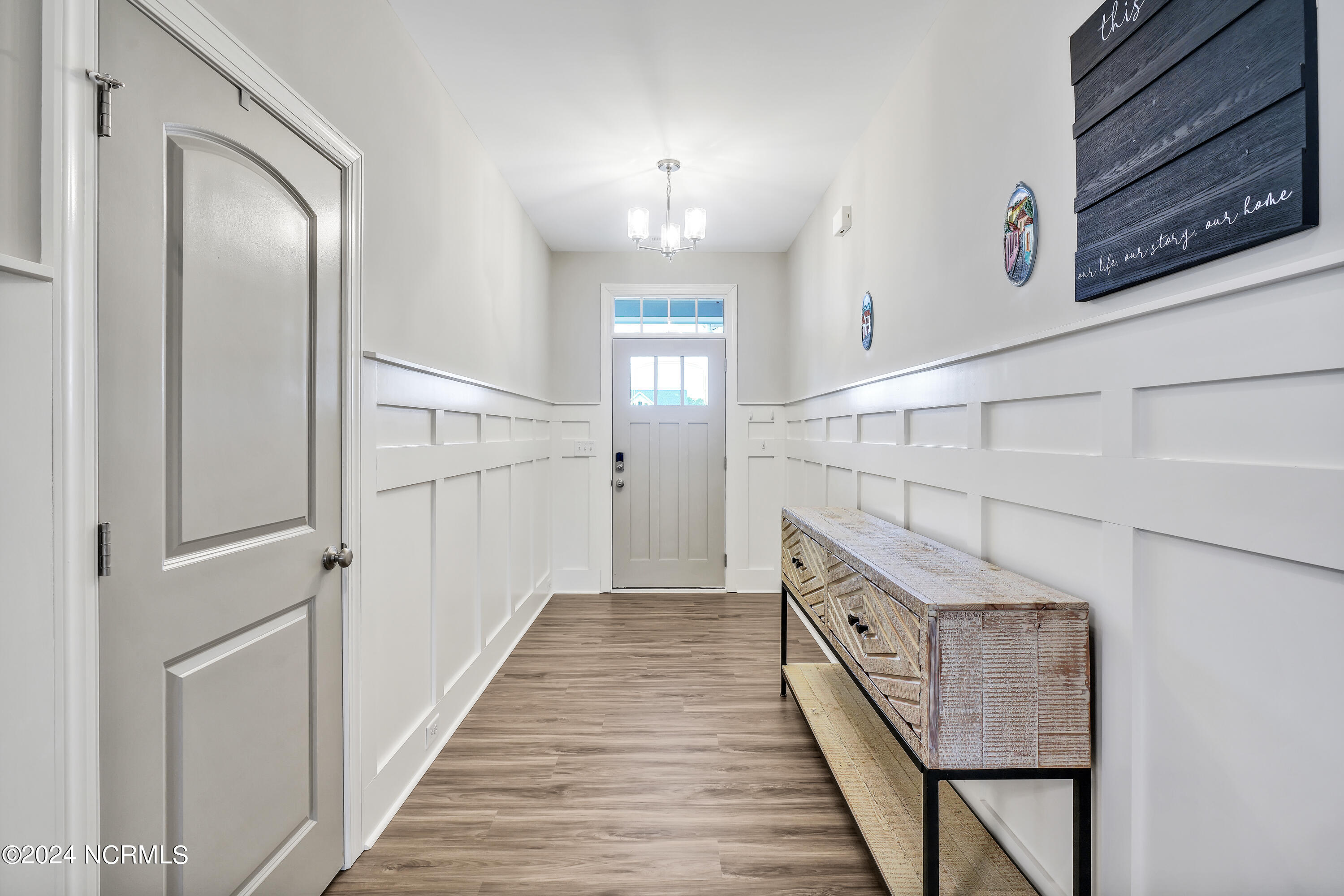 6930 Campbells Ridge Drive SE