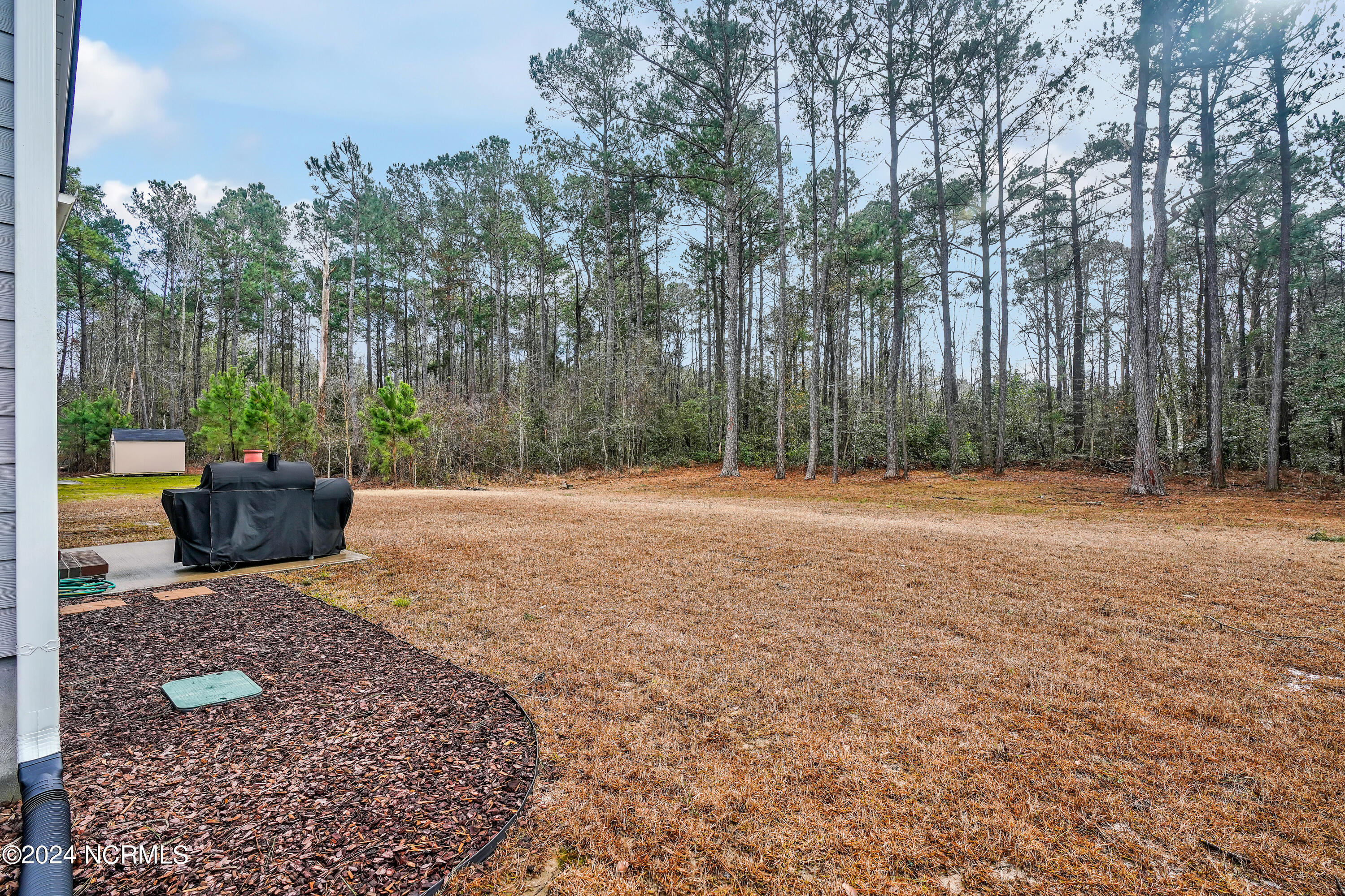 6930 Campbells Ridge Drive SE