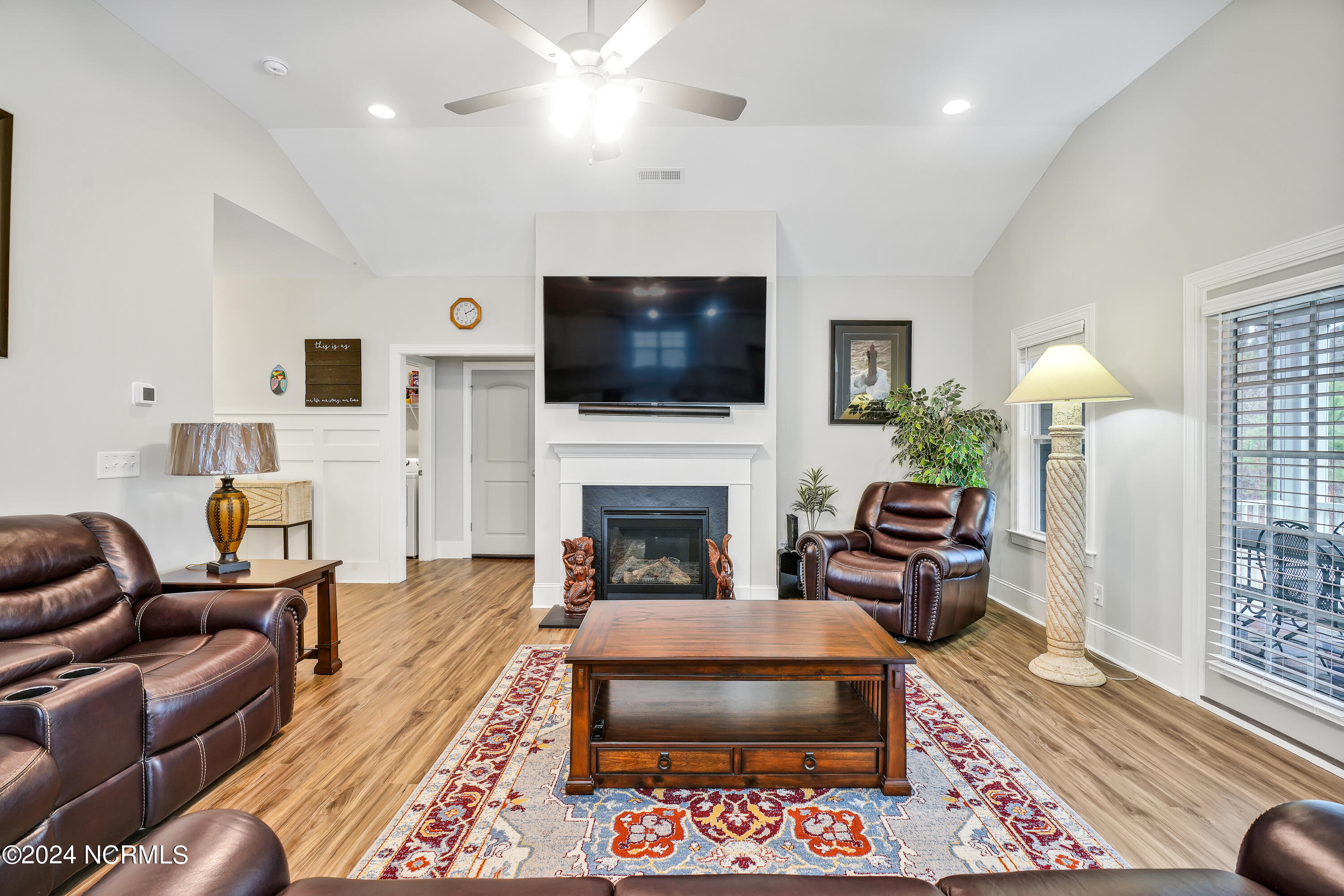 6930 Campbells Ridge Drive SE