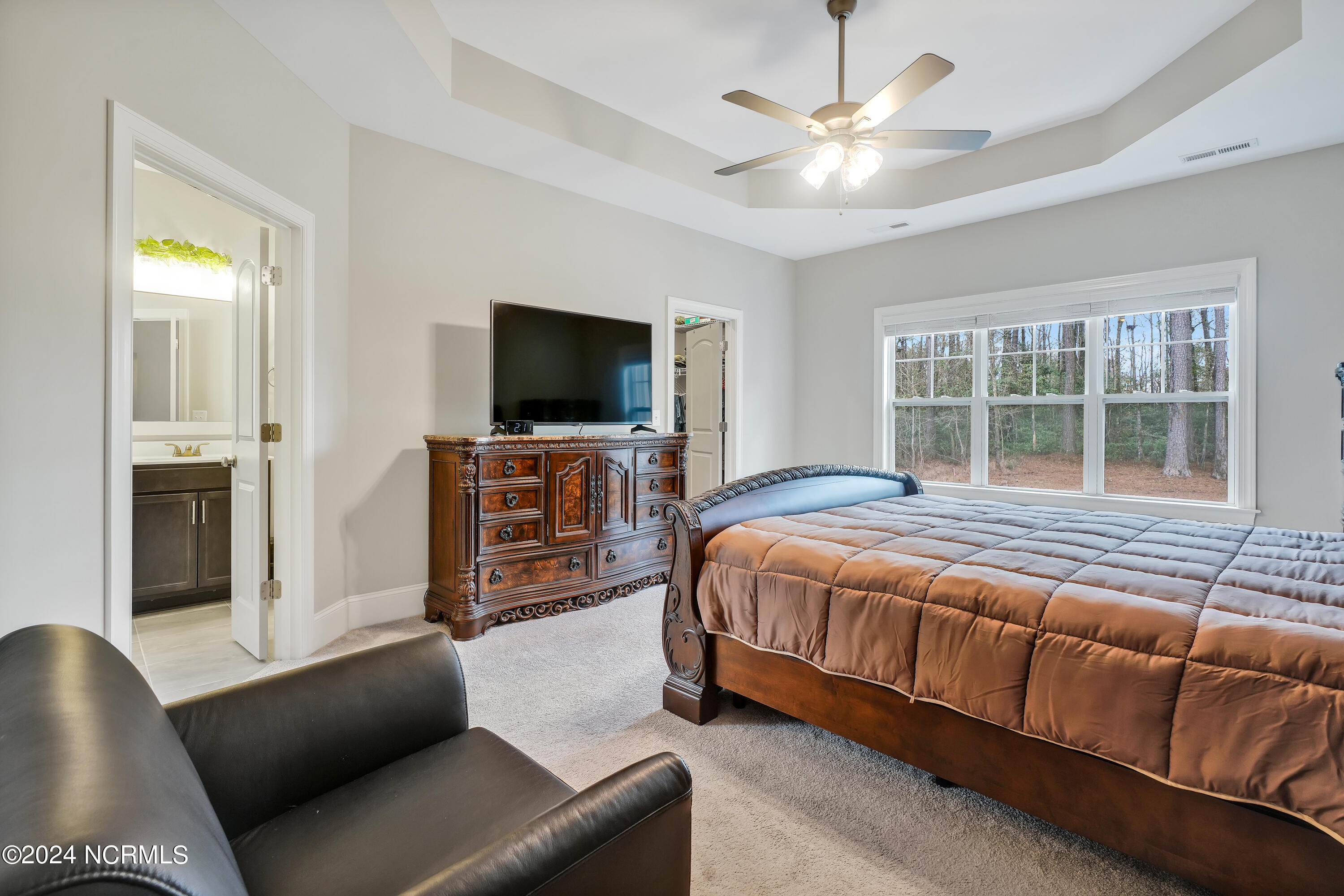 6930 Campbells Ridge Drive SE