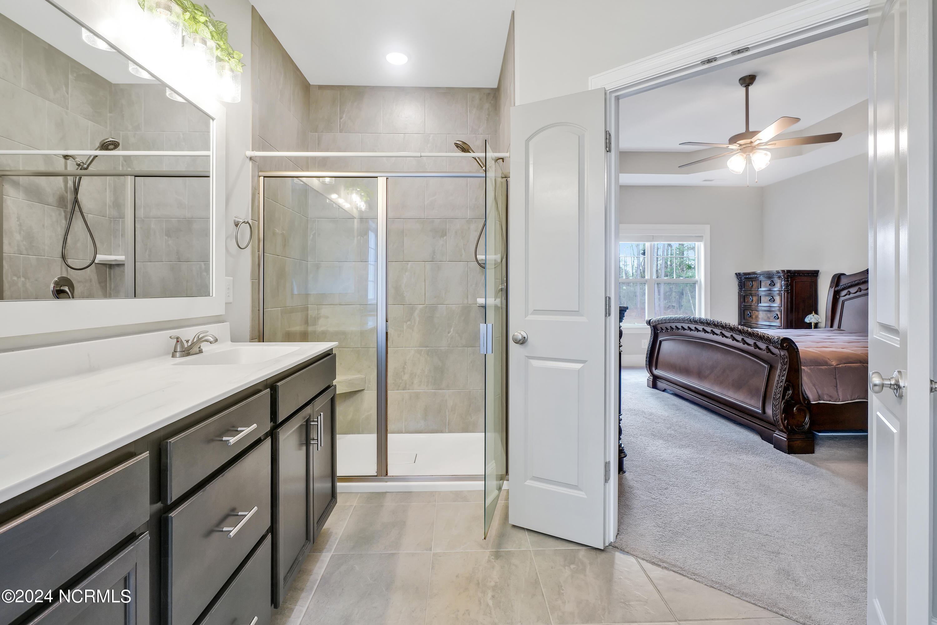 6930 Campbells Ridge Drive SE