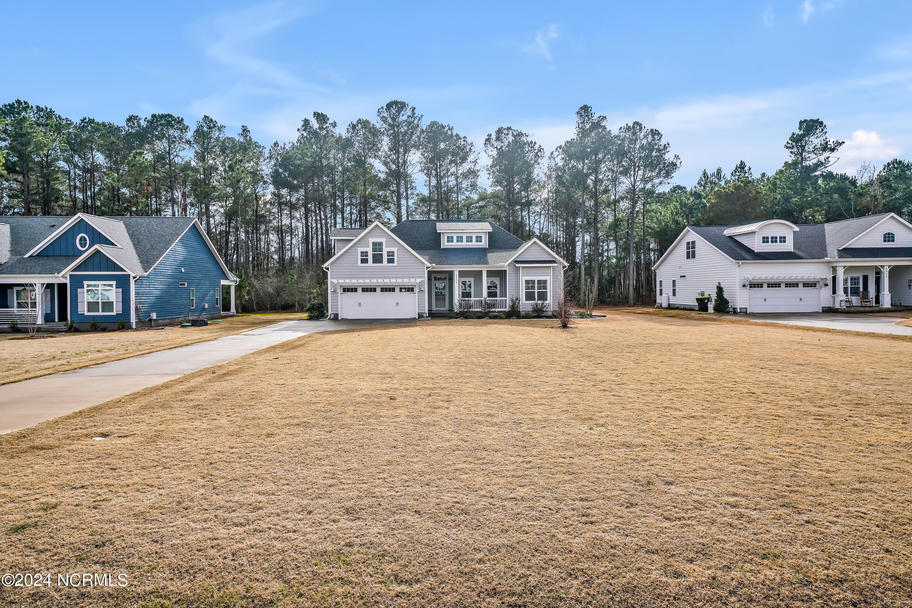 6930 Campbells Ridge Drive SE