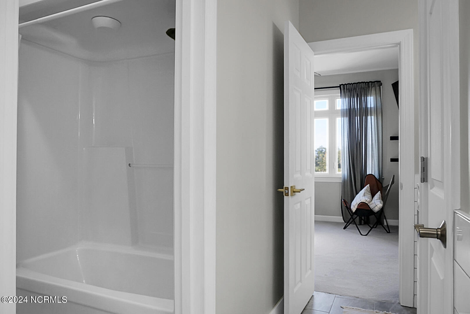 120 Inlet Point Drive