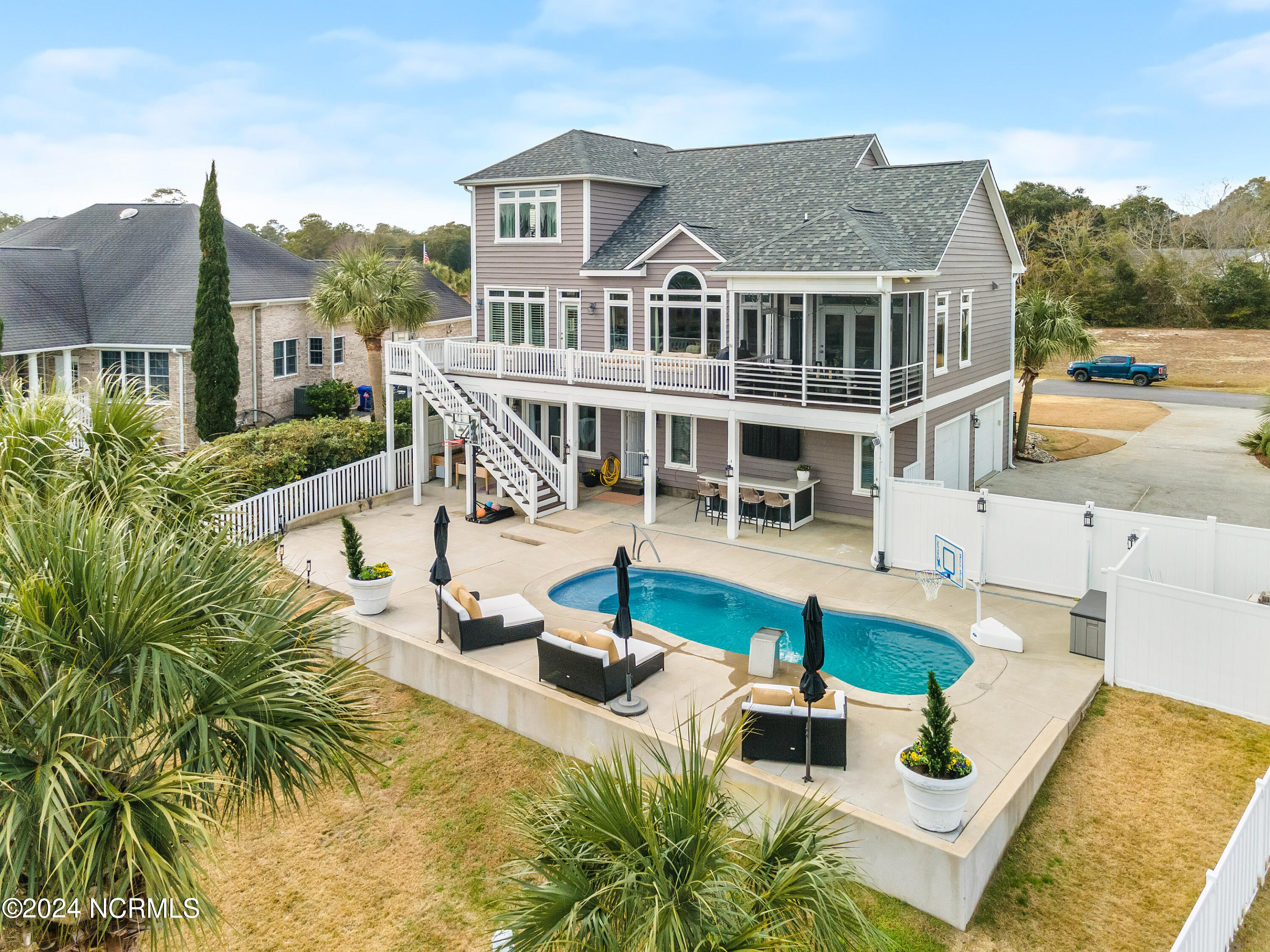 120 Inlet Point Drive