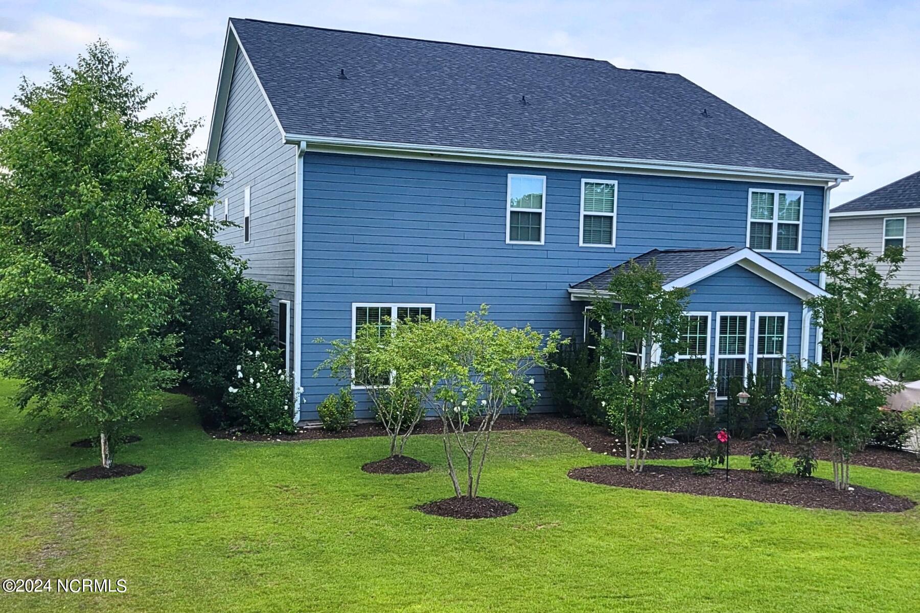 440 Island End Court