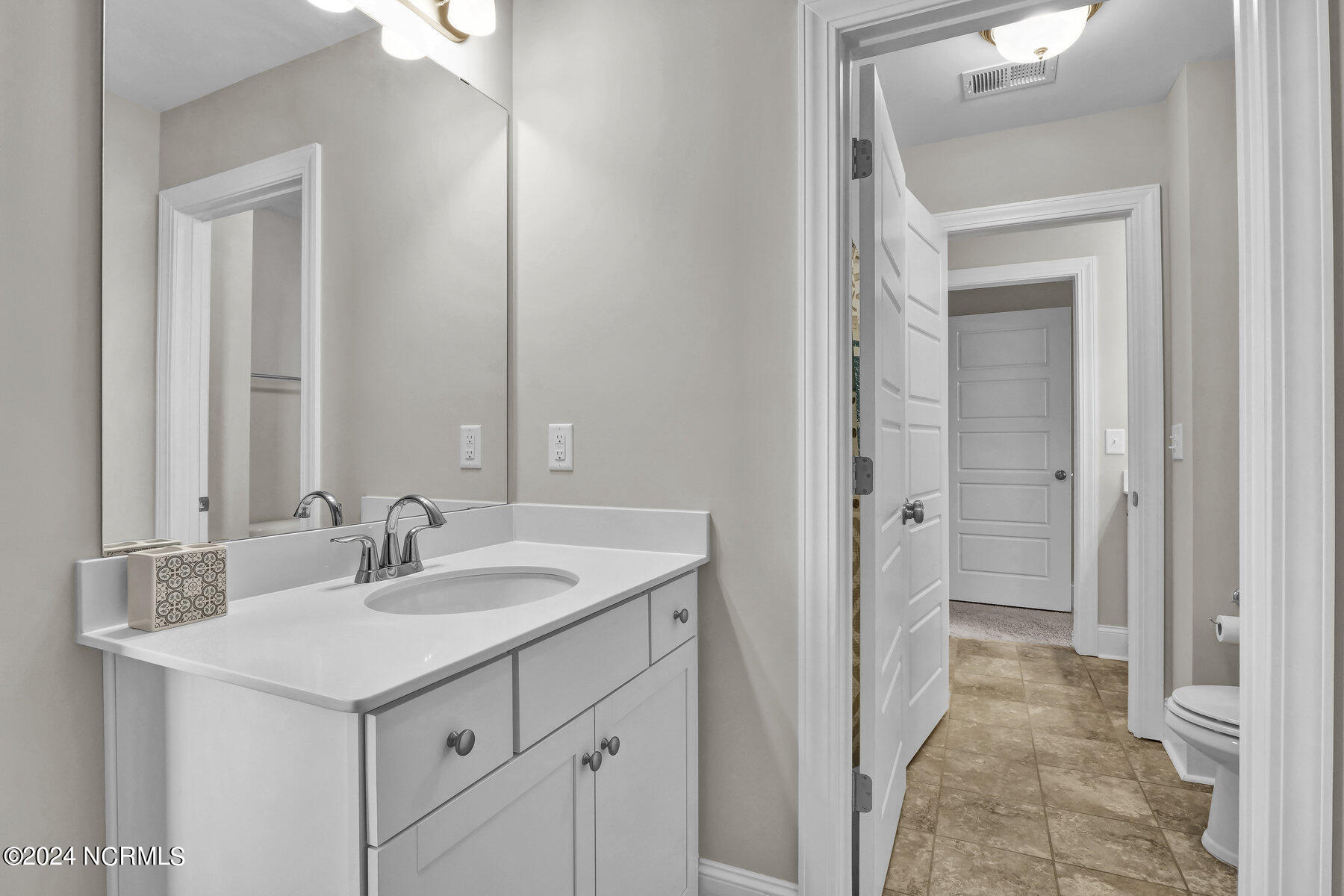 440 Island End Court