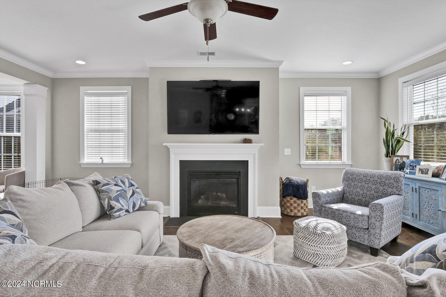 440 Island End Court