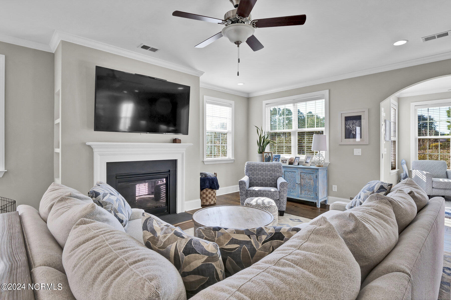 440 Island End Court