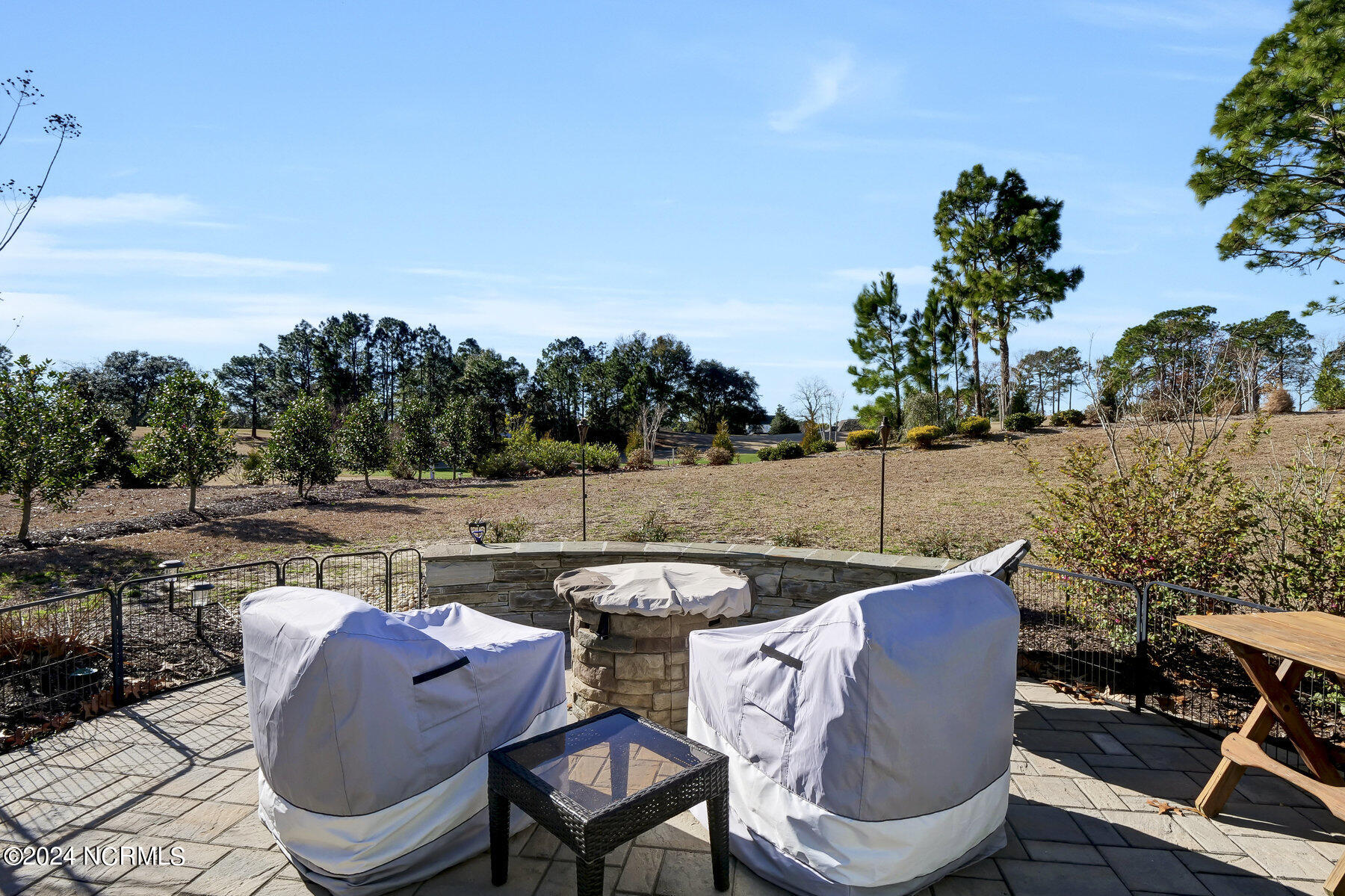 440 Island End Court