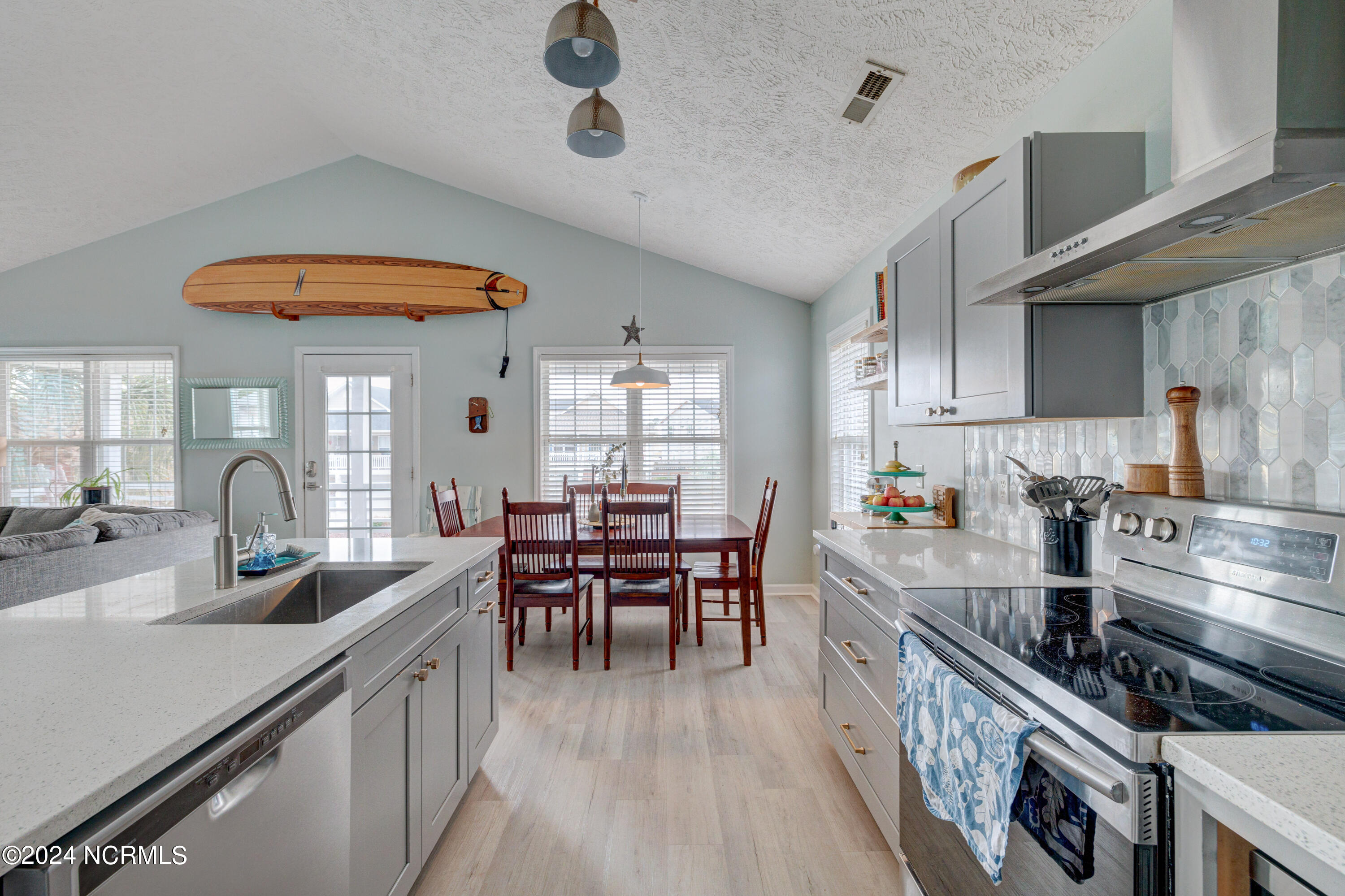 123 Olde Mariners Way