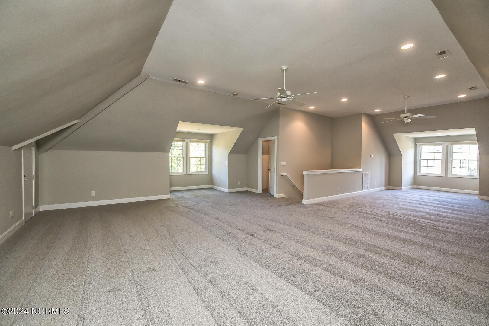 7807 Beachcomber Court