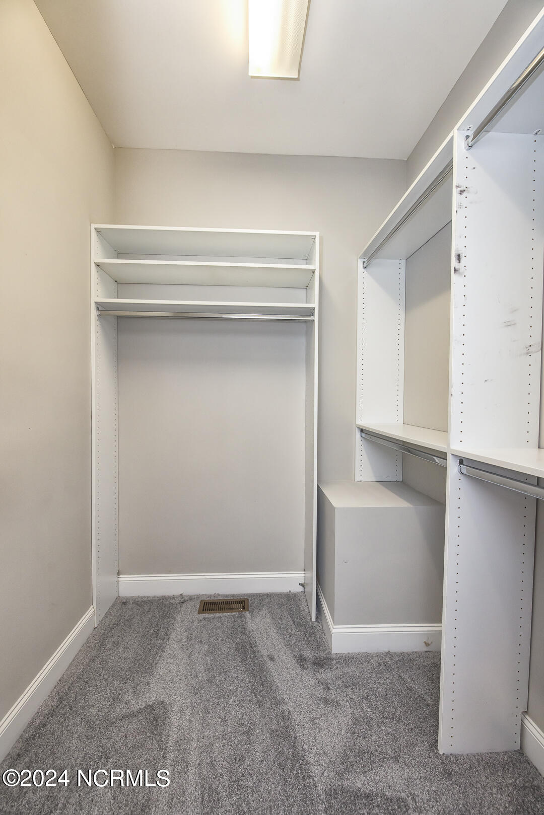 7807 Beachcomber Court