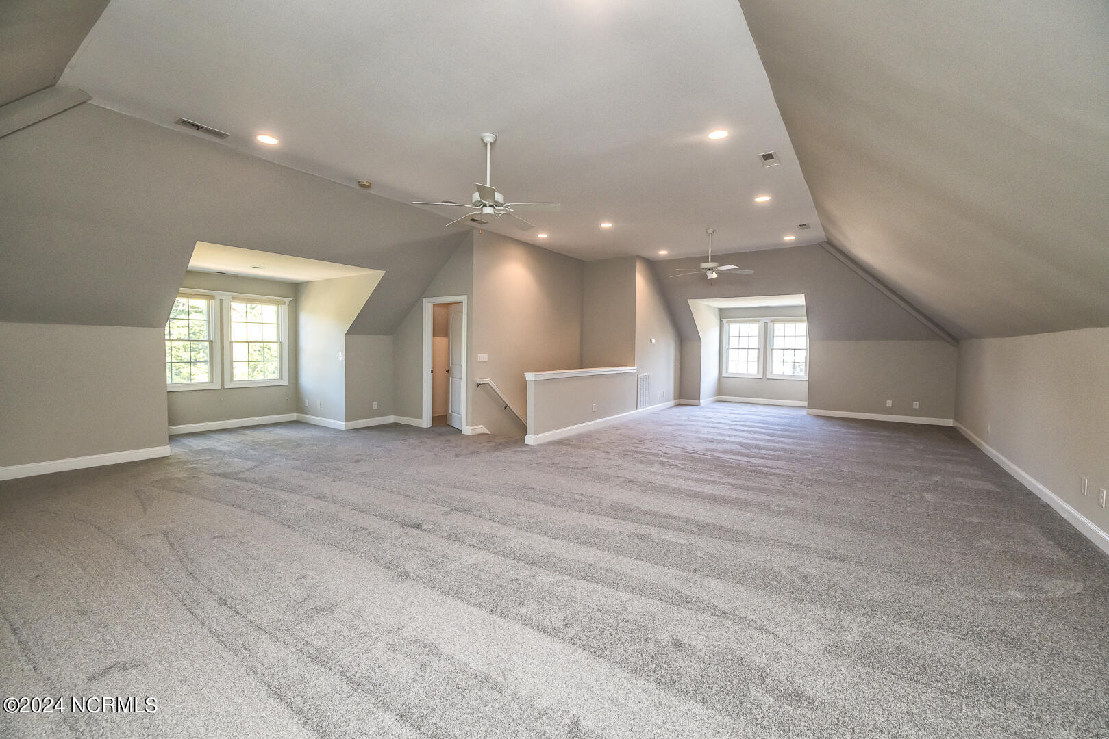 7807 Beachcomber Court