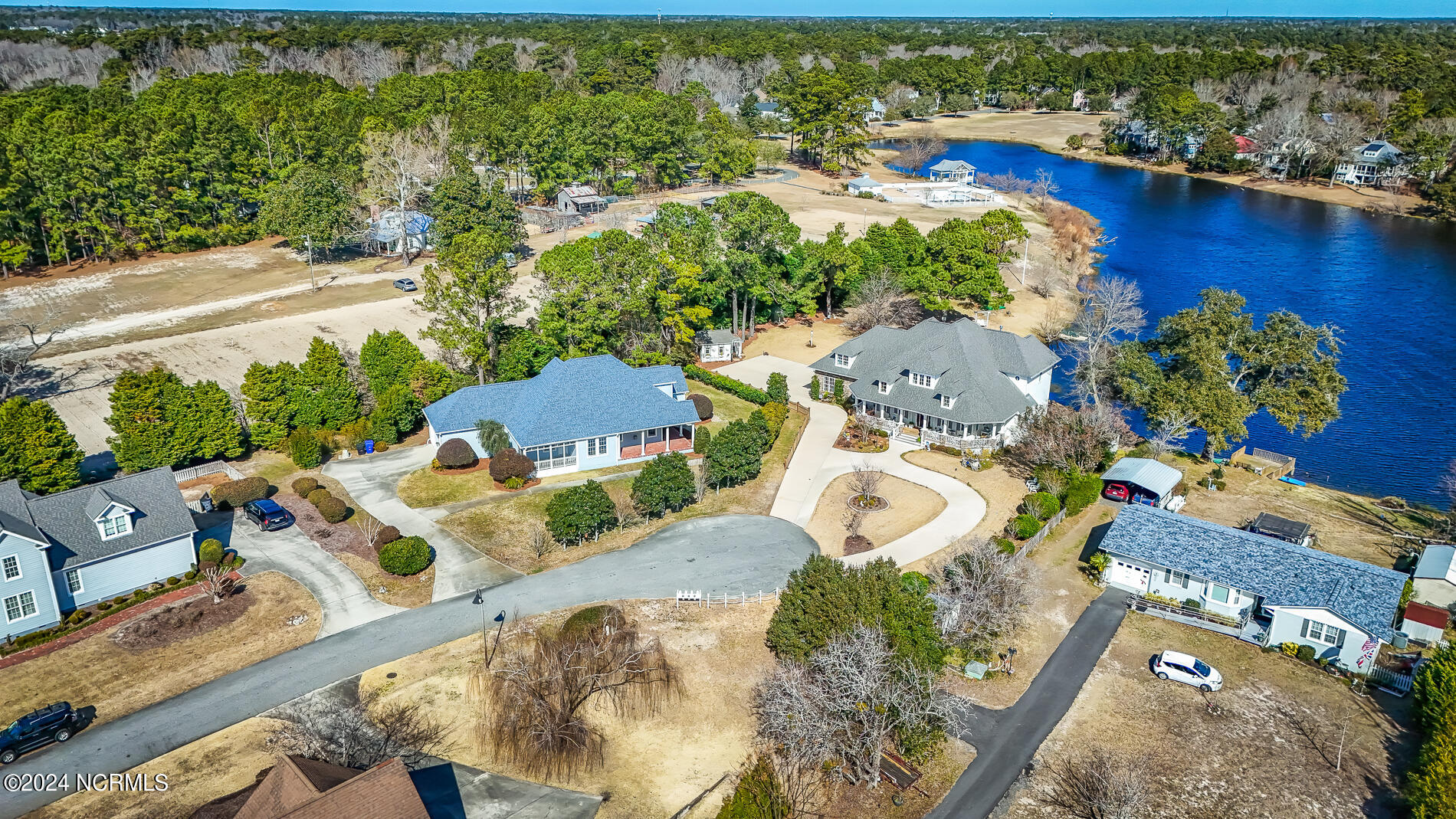 7807 Beachcomber Court