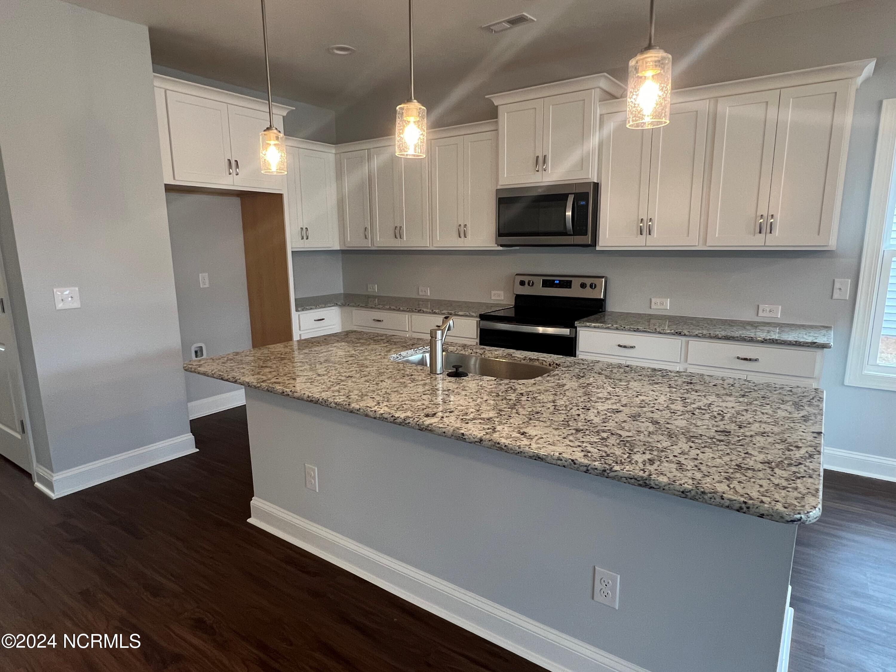 138 W Weatherbee Way