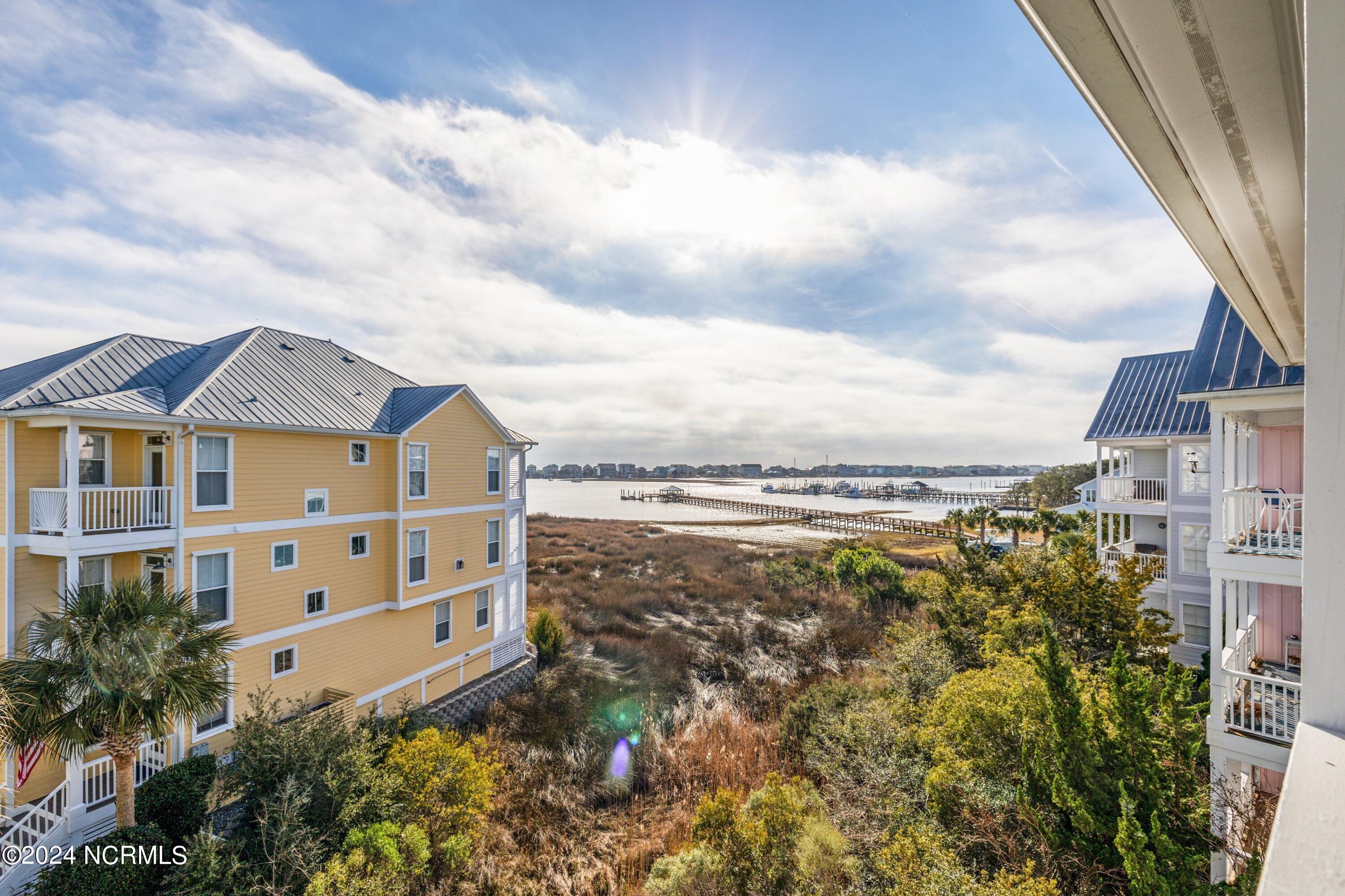 1528 Island Marina Drive