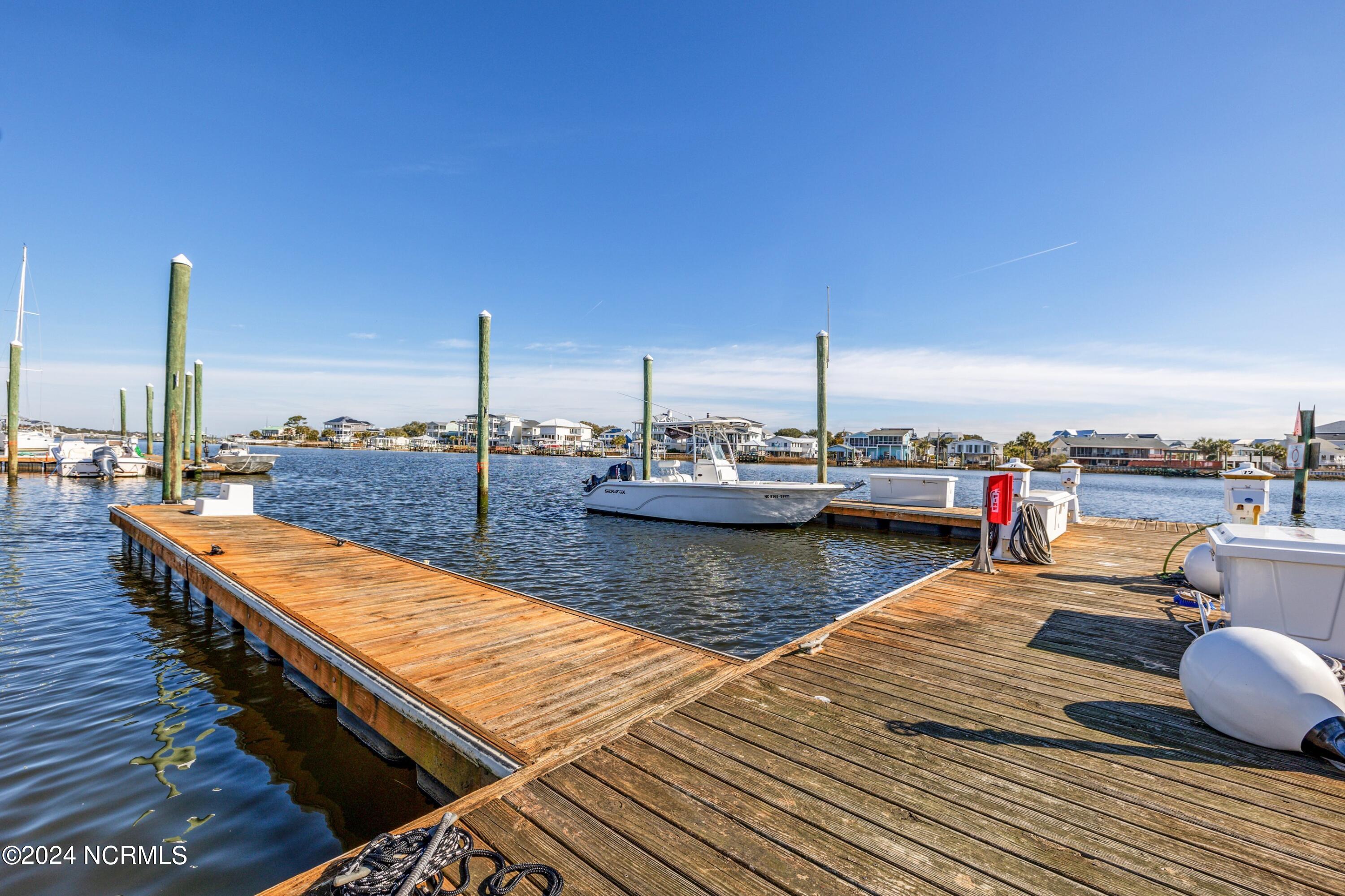 1528 Island Marina Drive