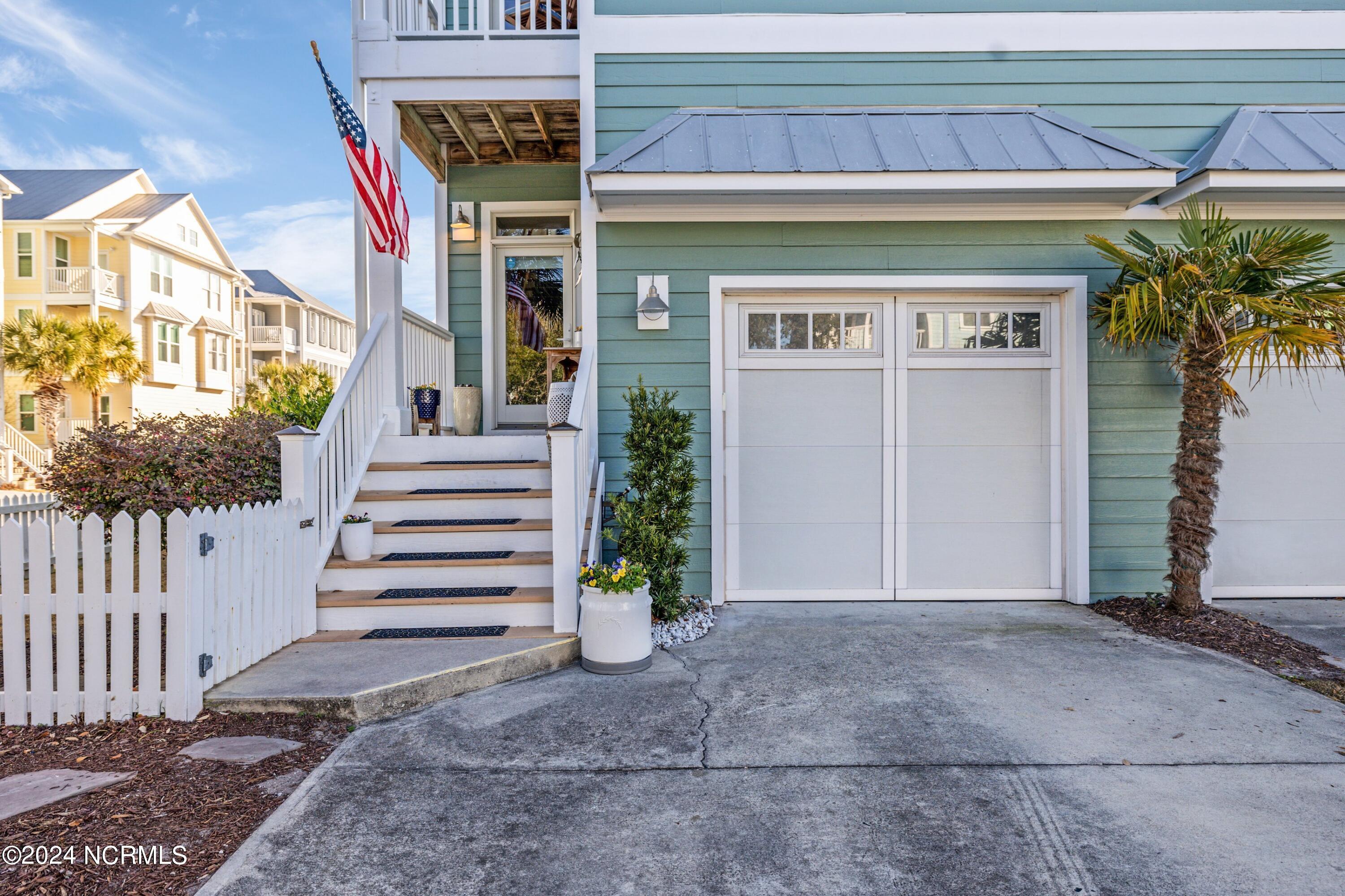 1528 Island Marina Drive