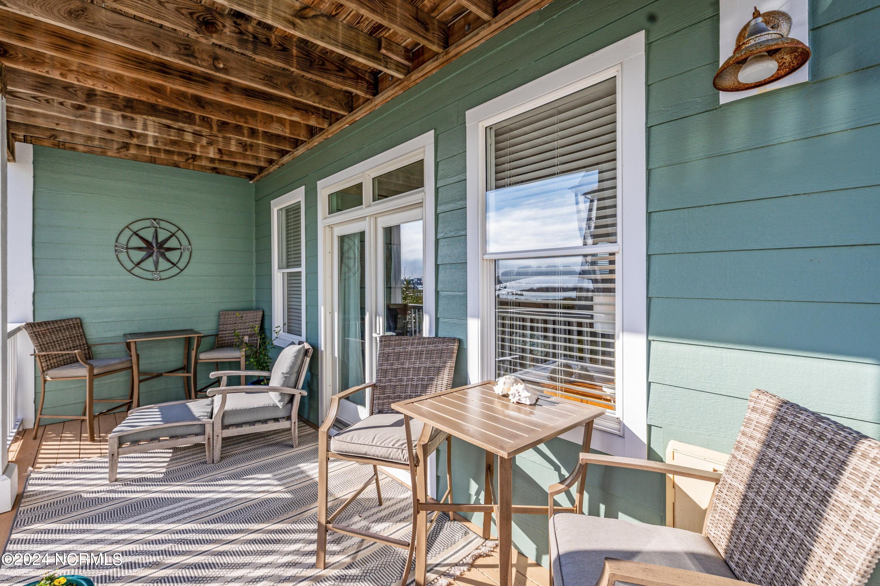 1528 Island Marina Drive