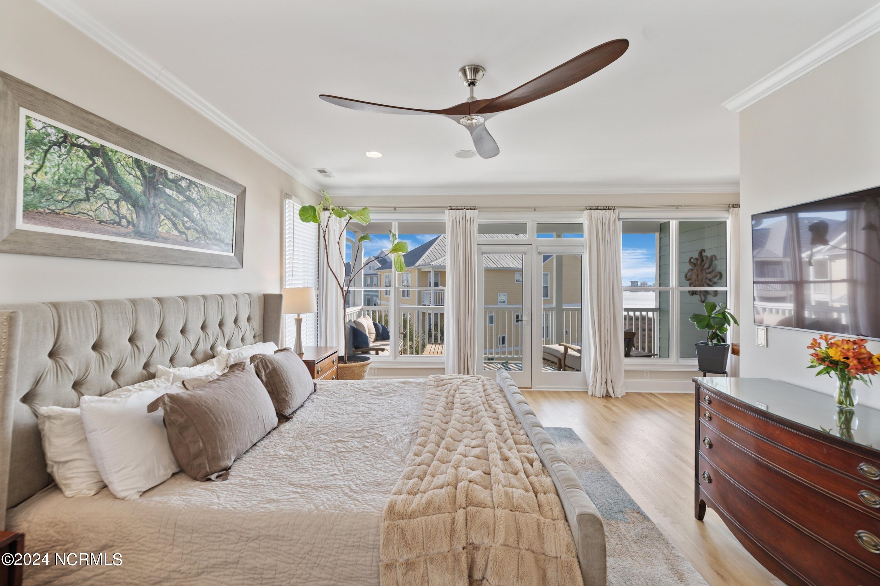 1528 Island Marina Drive