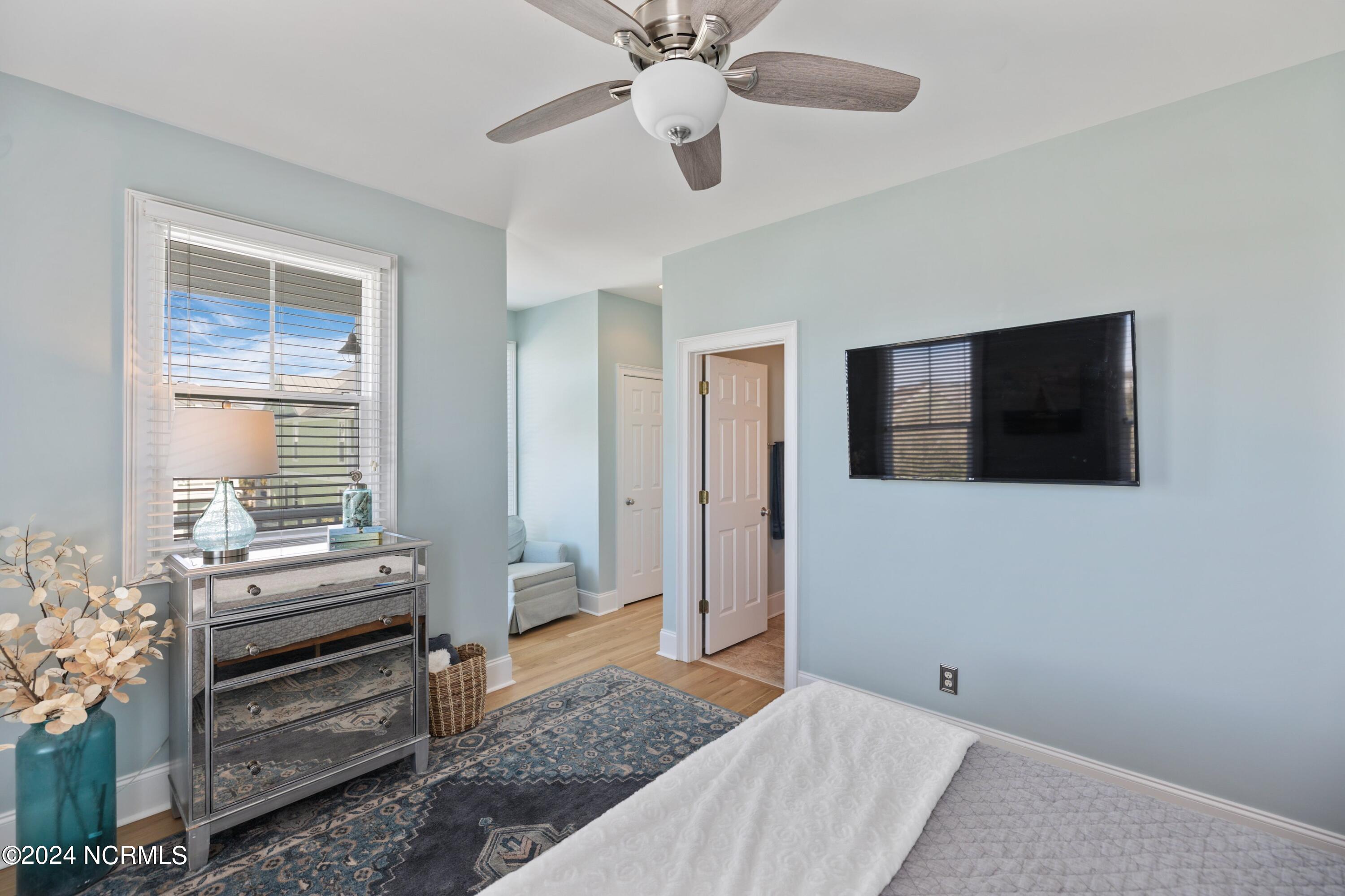 1528 Island Marina Drive