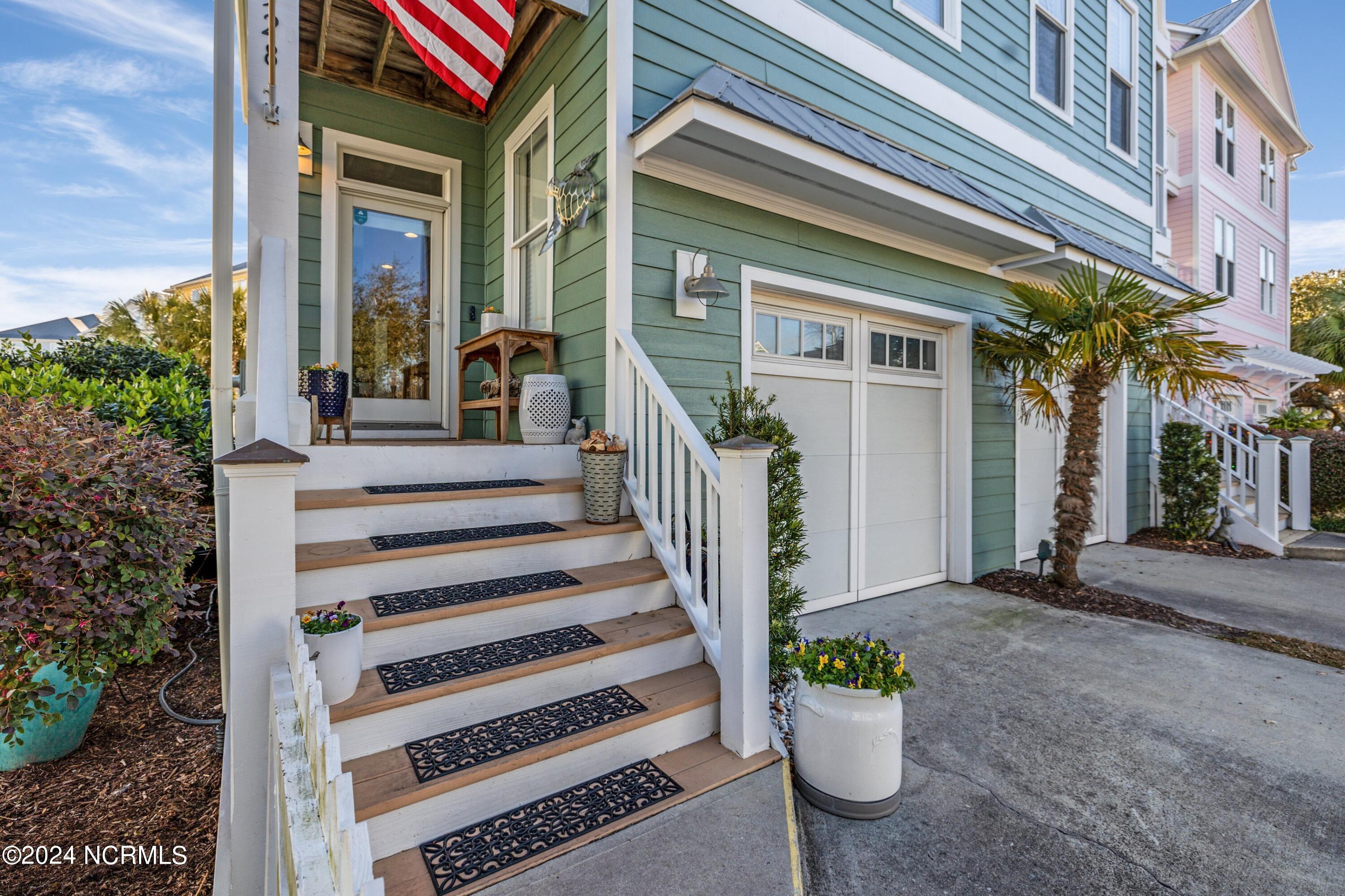 1528 Island Marina Drive