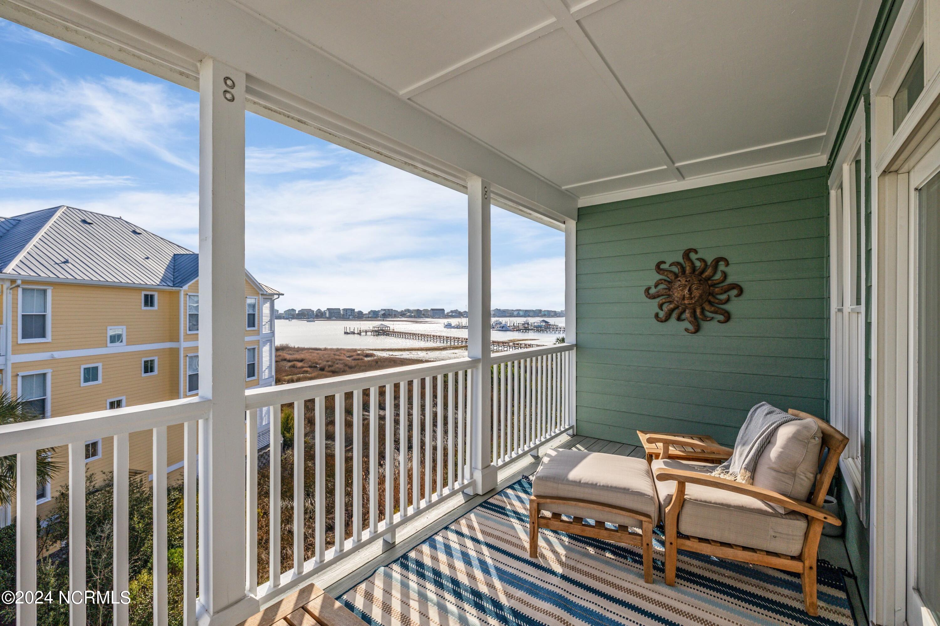 1528 Island Marina Drive