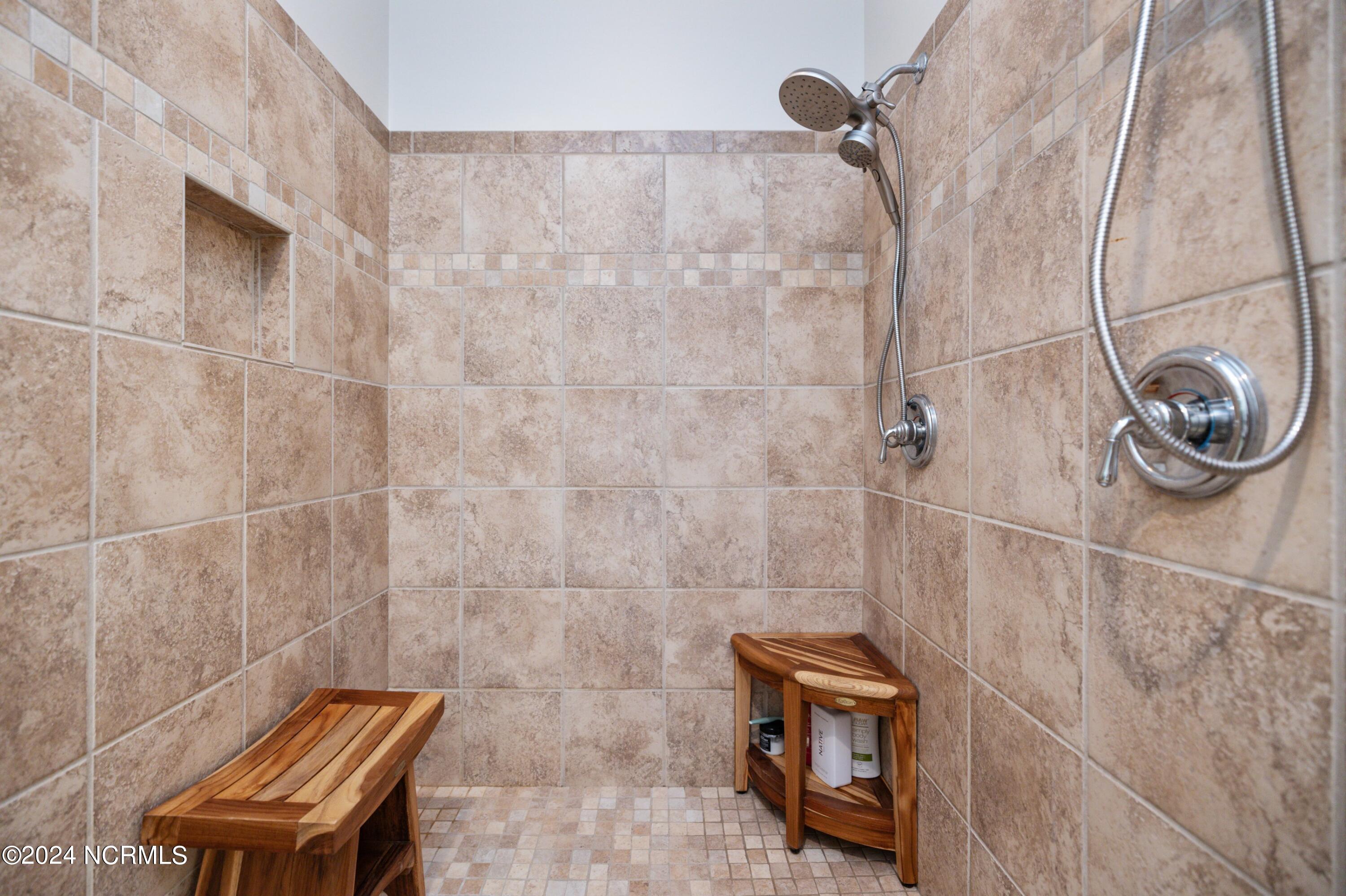 1528 Island Marina Drive