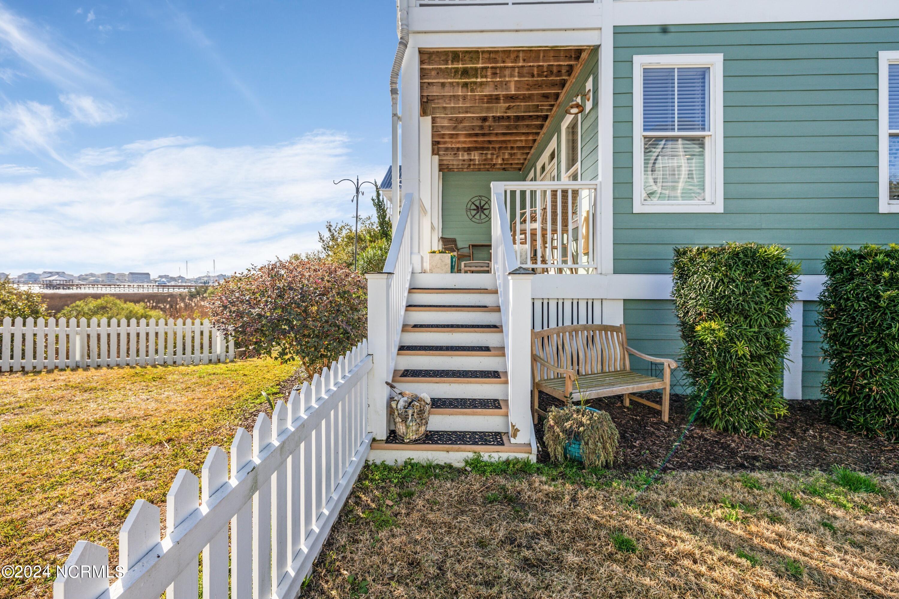 1528 Island Marina Drive