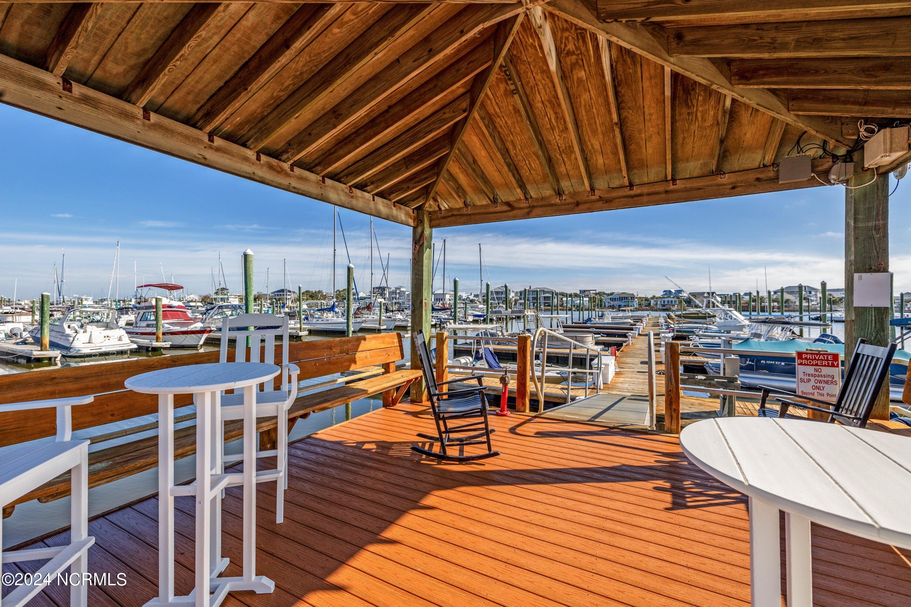 1528 Island Marina Drive