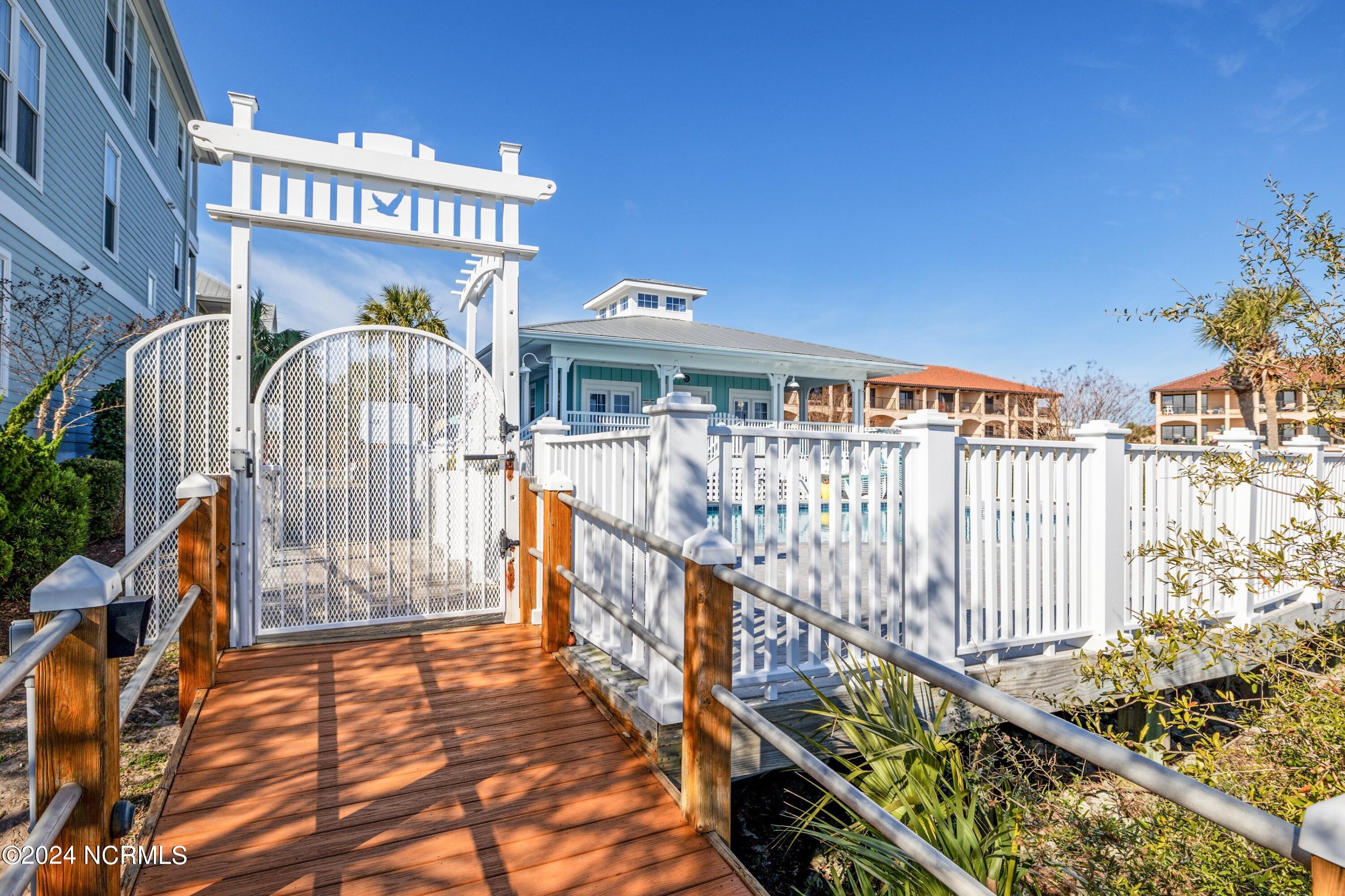 1528 Island Marina Drive