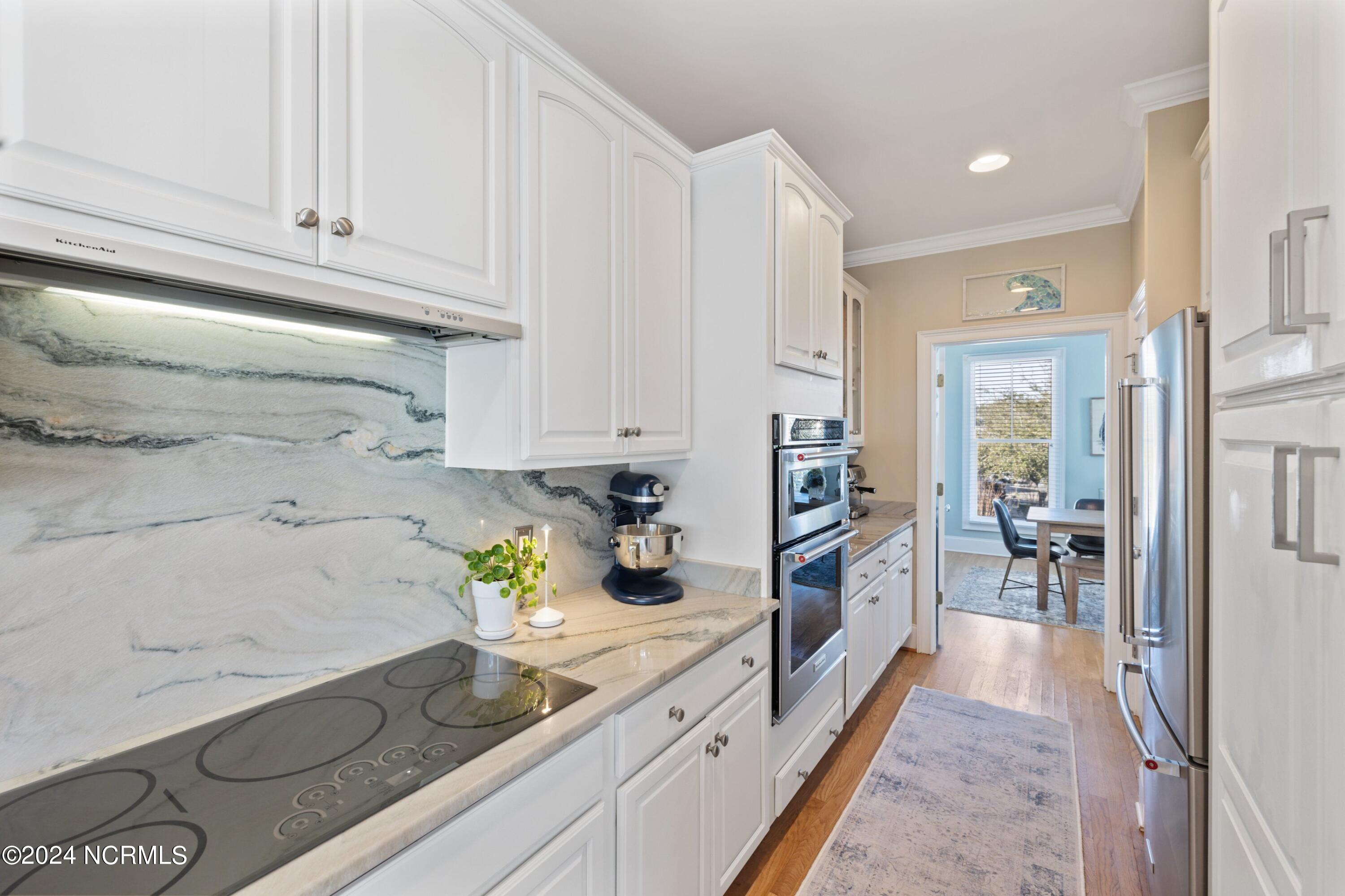 1528 Island Marina Drive